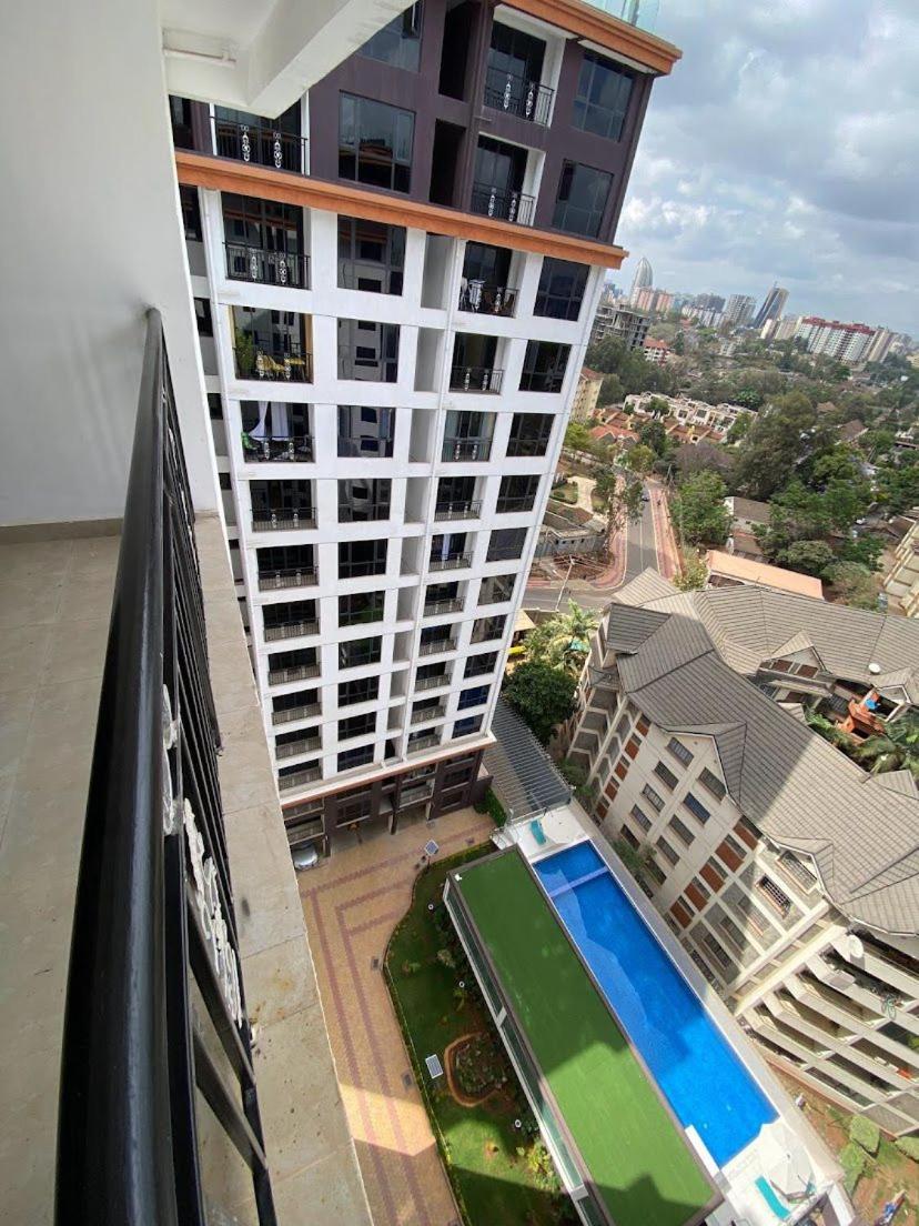 Serenity With Private Parking,swimming Pool Modern Equipped Gym Child Play Area And Unbeatable Views
