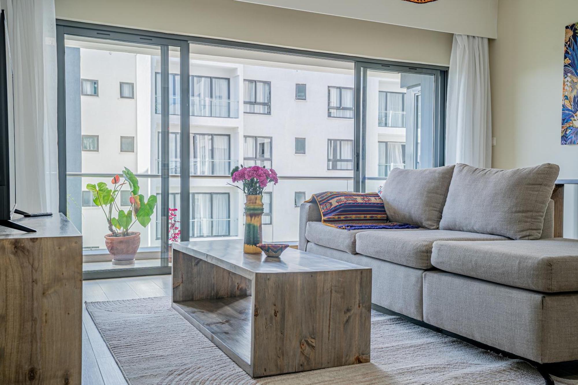 Apartment Riverside Square Two Bedroom Apartment, Swimming Pools, Gym, Workspace, Wonderiss Homes Westland Living *