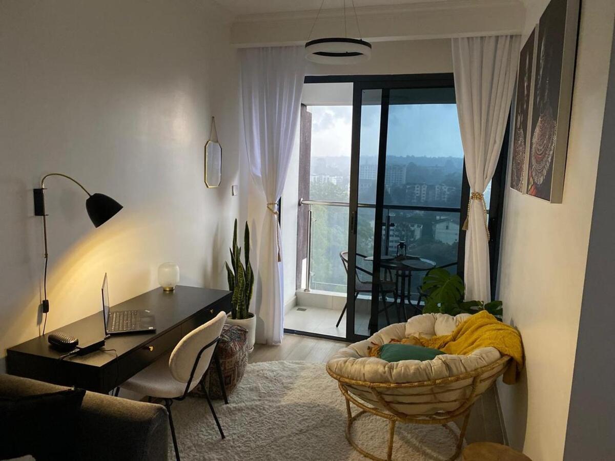 Apartment Unique Gem In Westlands, Views, Rooftop Gym And Pool Nairobi