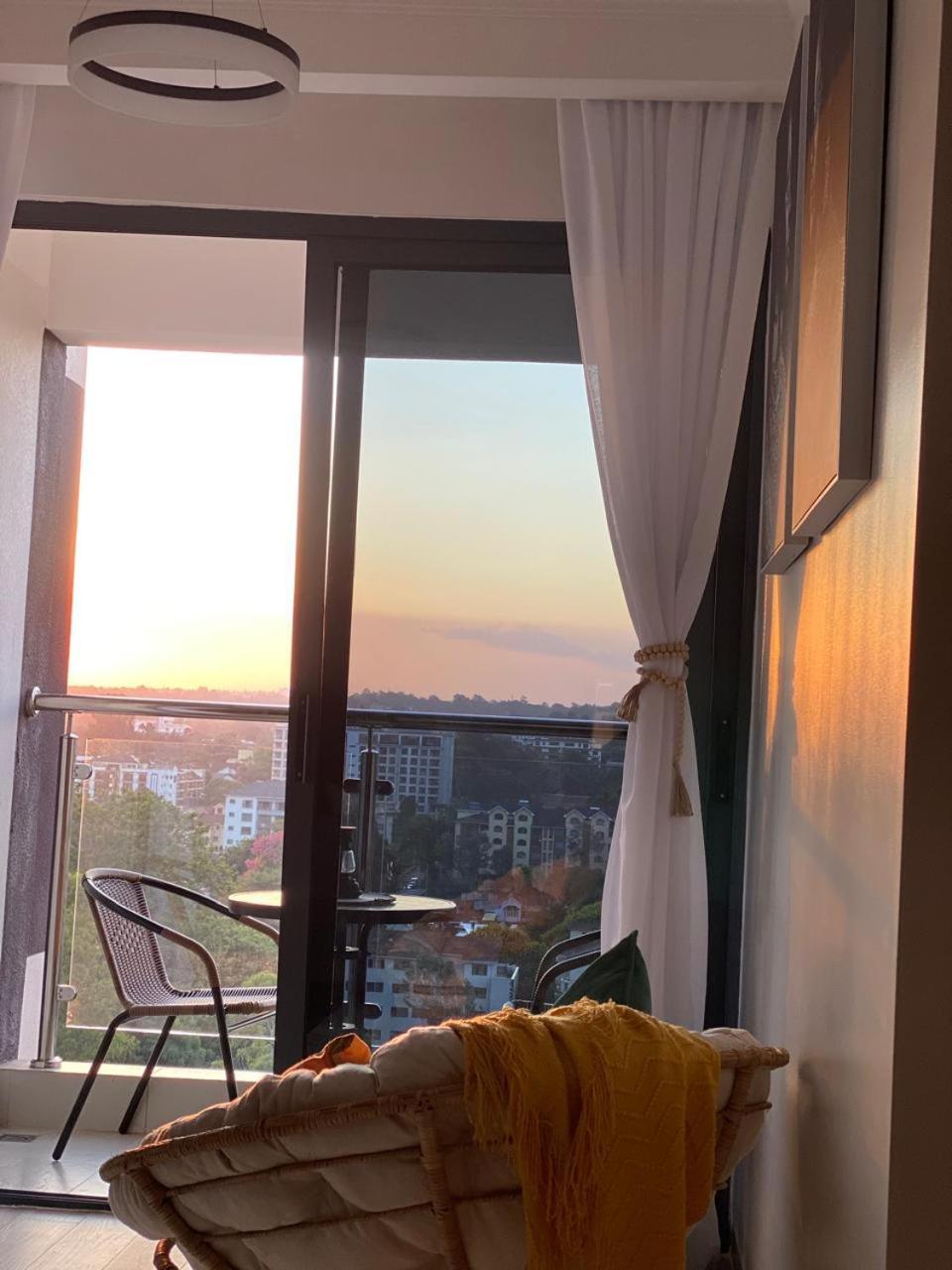 Apartment Unique Gem In Westlands, Views, Rooftop Gym And Pool Nairobi