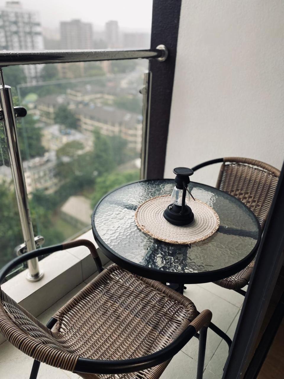 Apartment Unique Gem In Westlands, Views, Rooftop Gym And Pool