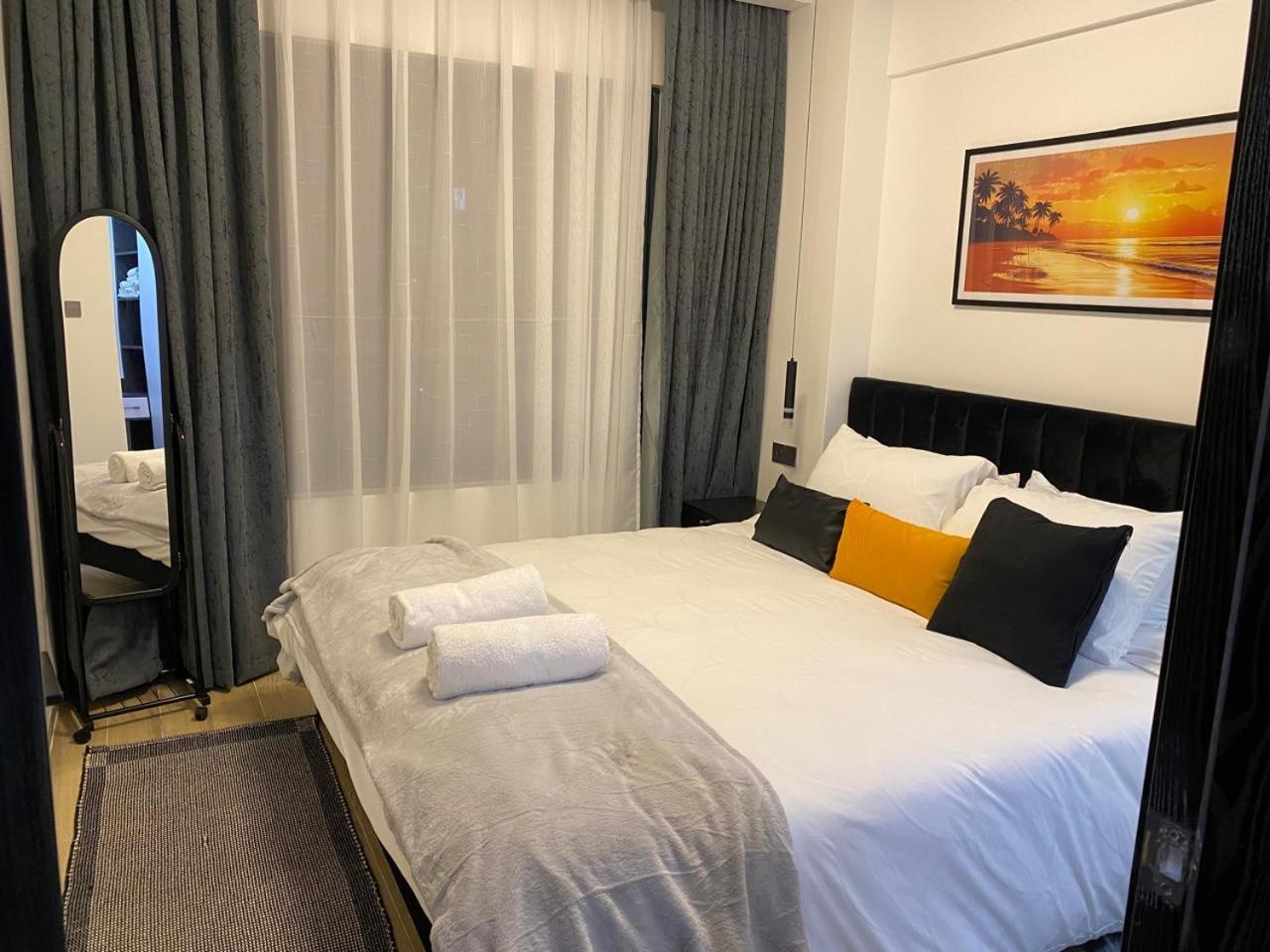 Apartment Unique Gem In Westlands, Views, Rooftop Gym And Pool Nairobi