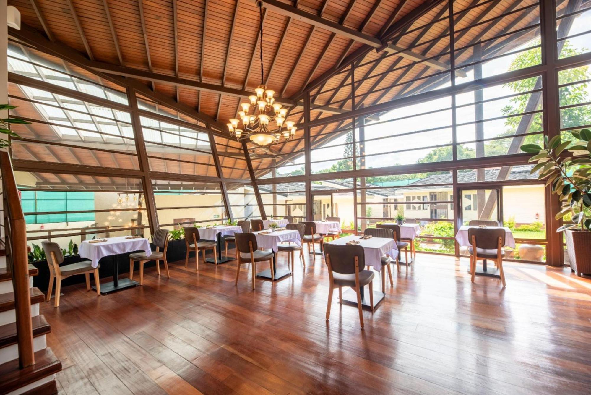 Light Gigiri Hotel