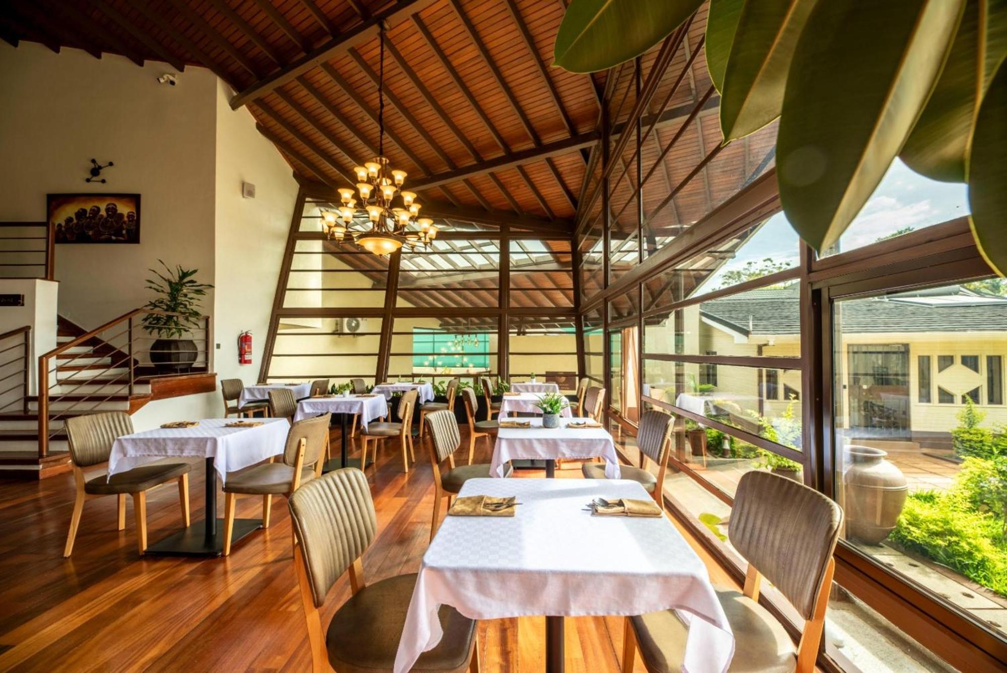 Light Gigiri 4* Nairobi