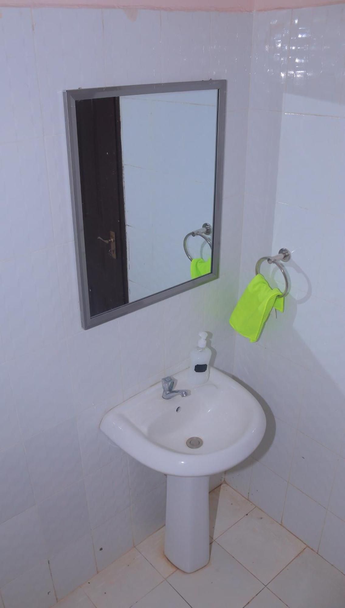The Boma Yangu Block A -fast Wifi, Near Cbd- Apartment