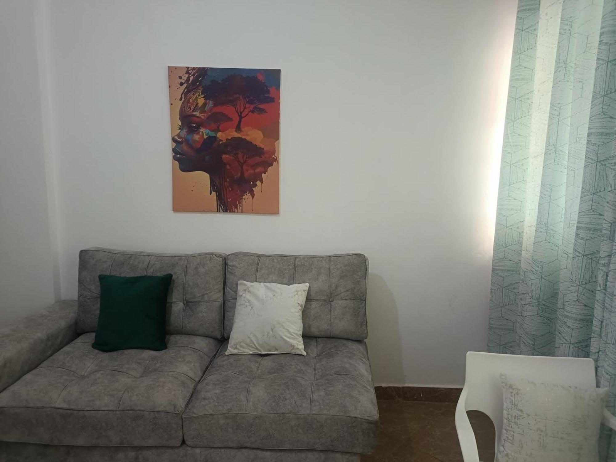 Apartment Kings & Queens Arena