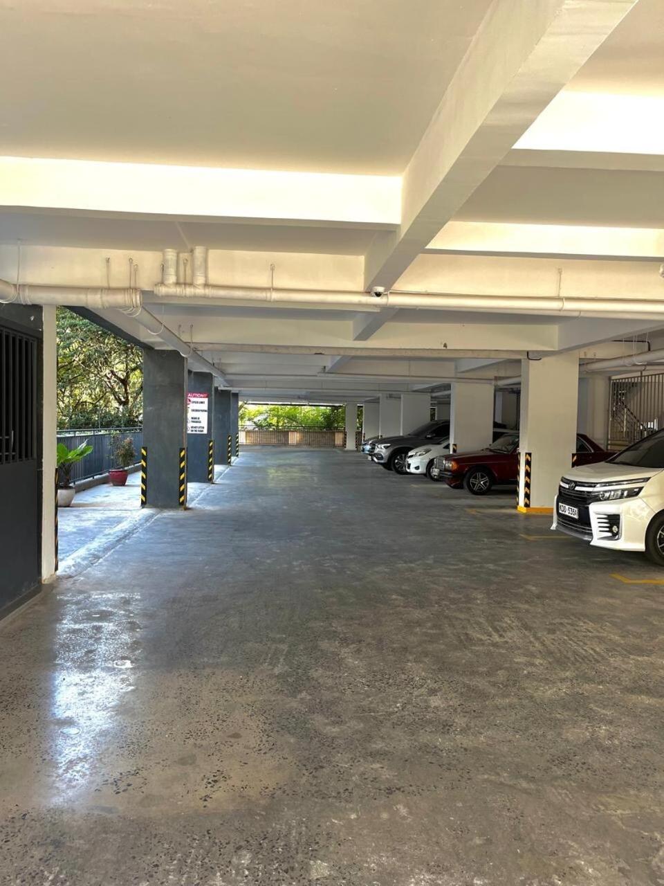 In Lavington Kilimani Valley Heights On The 13th Floor With Washing Machine Nairobi