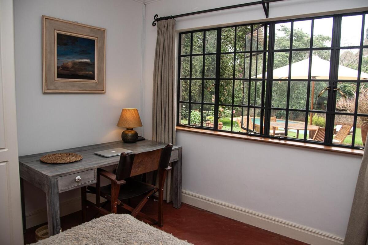 Stunning Guest In Tranquil Setting *