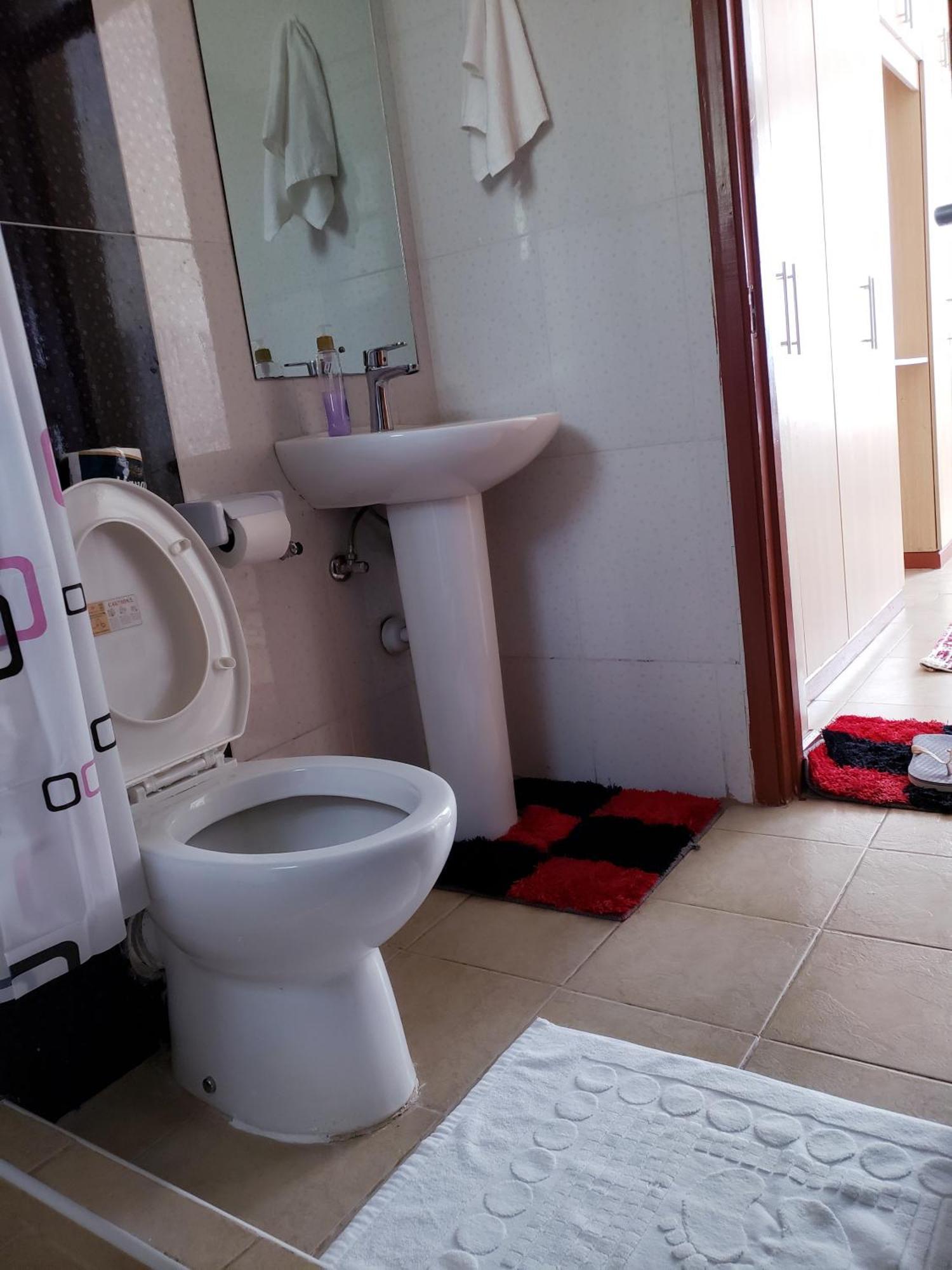 Cj - Executive 1br Near Jkia And Sgr * Nairobi