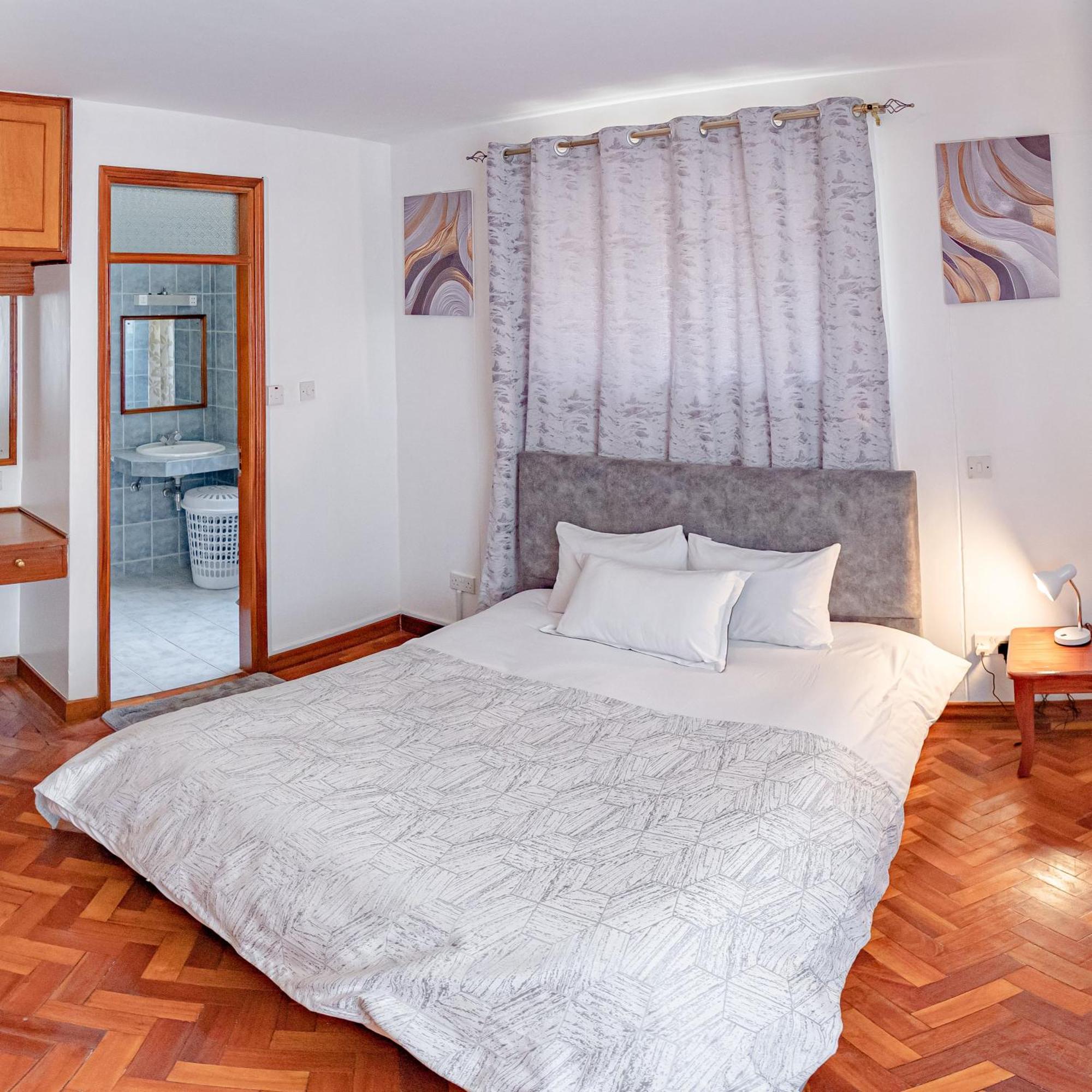 Apartment Spacious 2br In Westlands Near Sarit Centre Nairobi