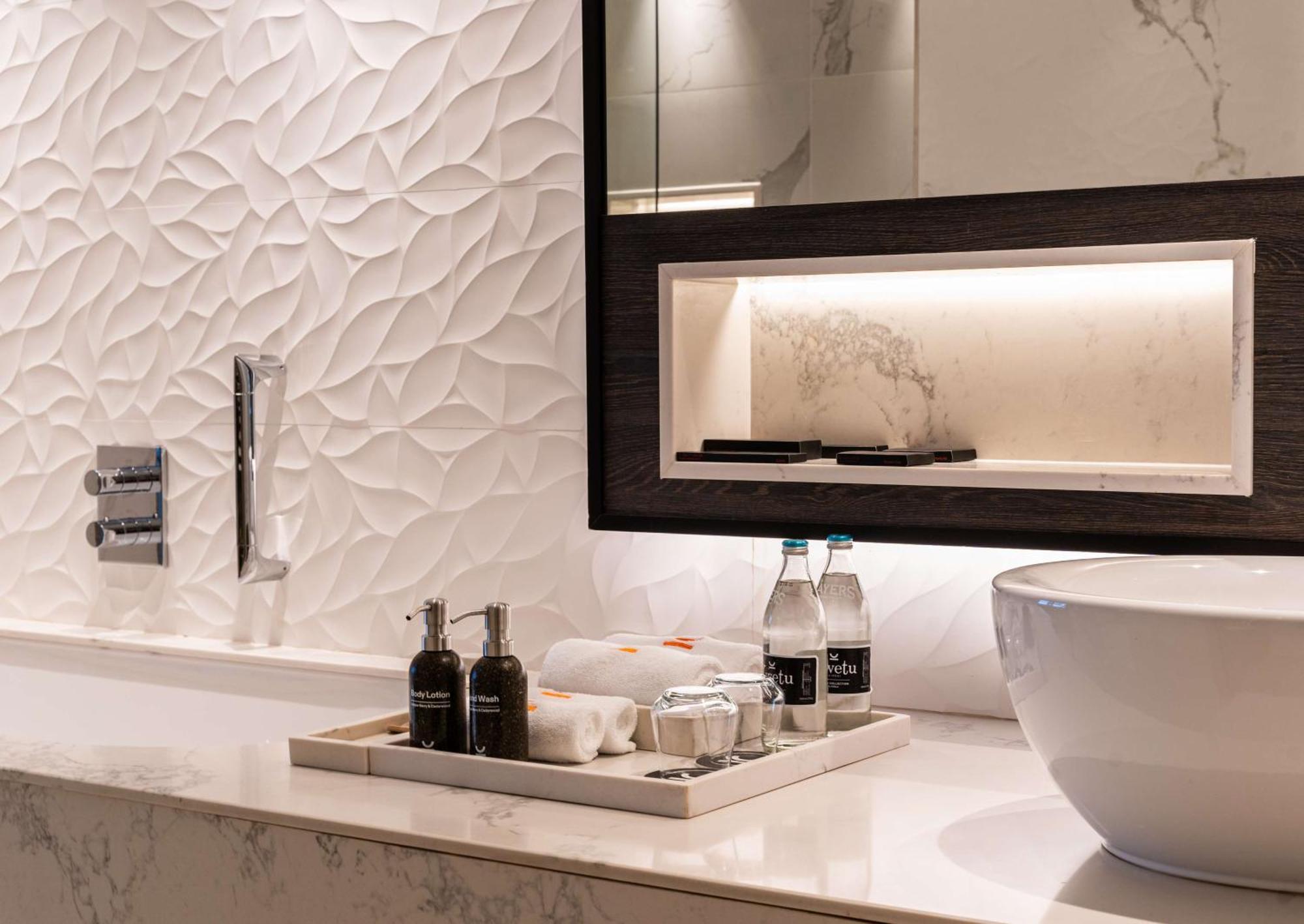 Kwetu Nairobi, Curio Collection By Hilton Hotel Nairobi