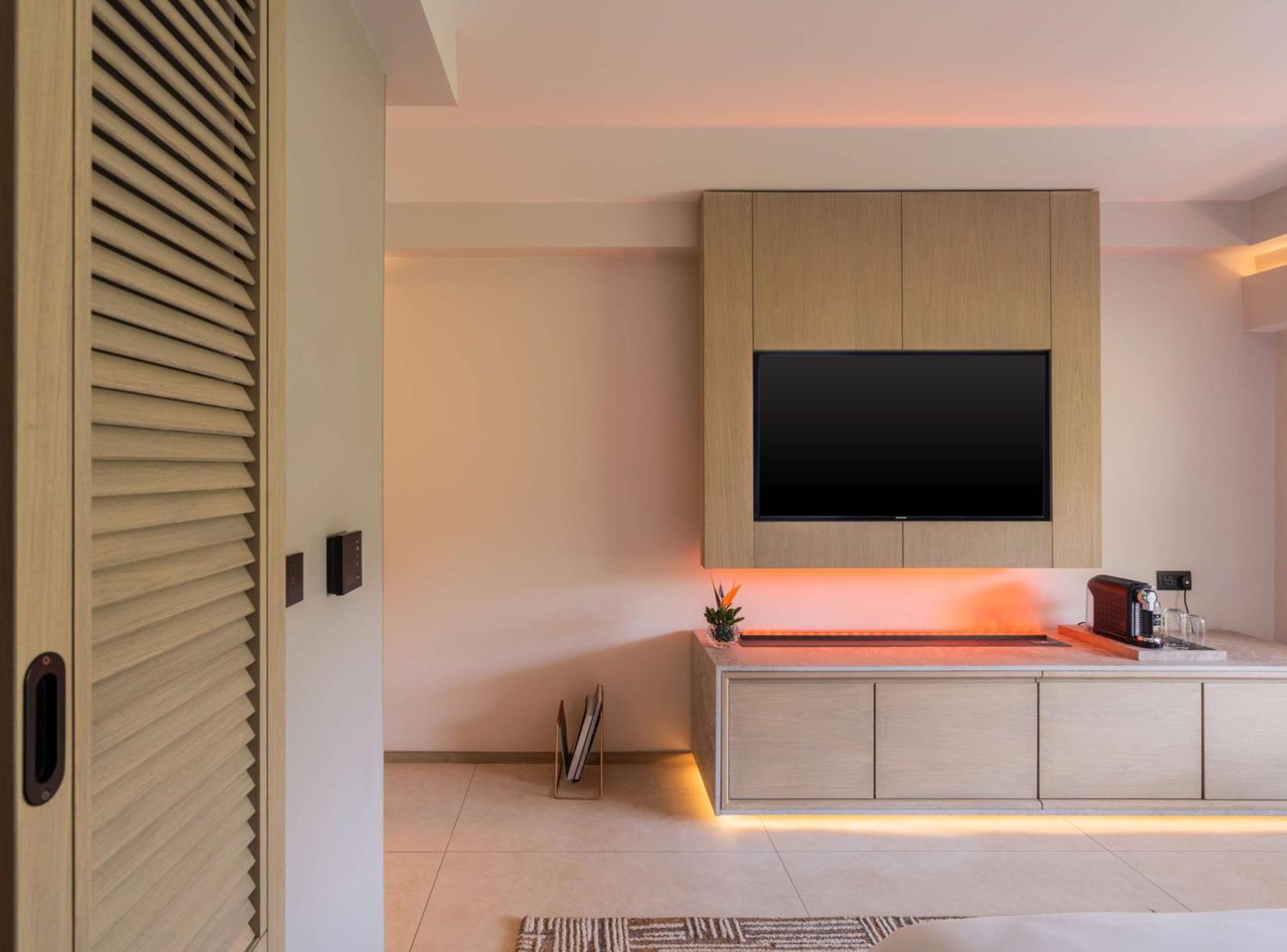 Kwetu Nairobi, Curio Collection By Hilton 5* Nairobi