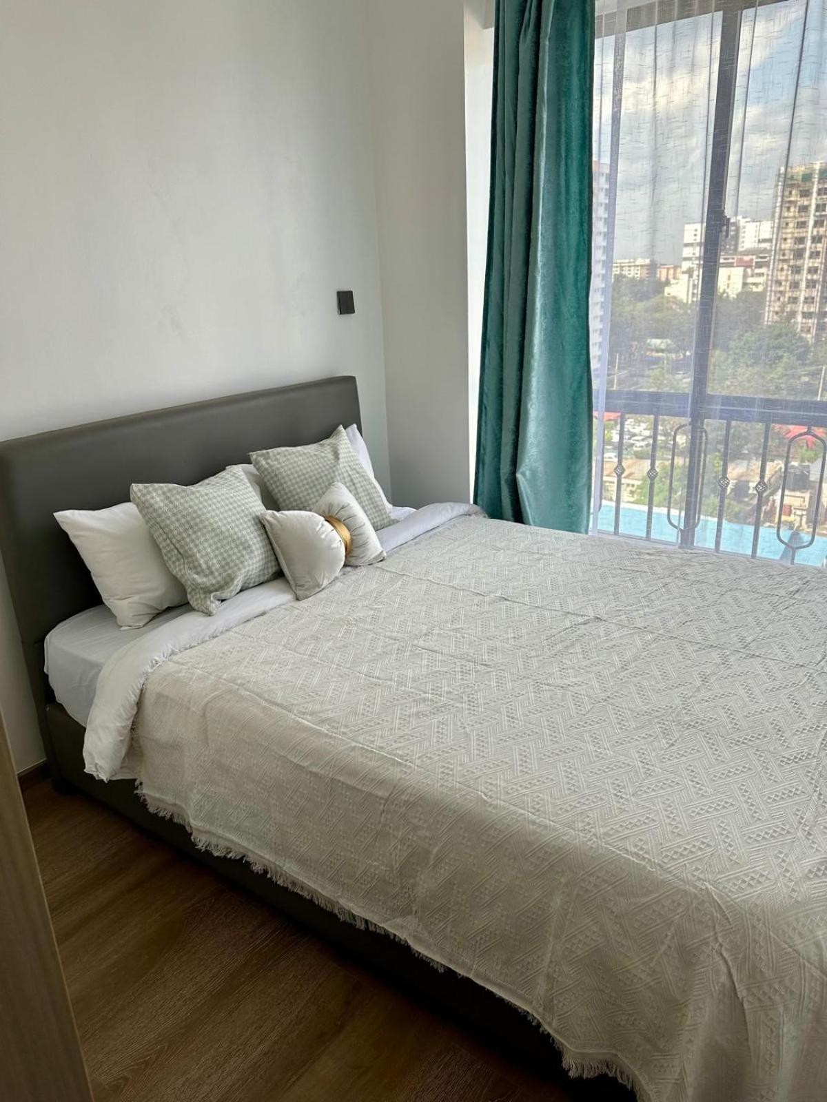 Executive Elegant Wanderers Rest Three Bedroom With Amazing Views, Swimming Pool ,gym And Private Ample Parking Space Which Offers Not Only Comfortable But Also Luxurious Lifestyle Nairobi
