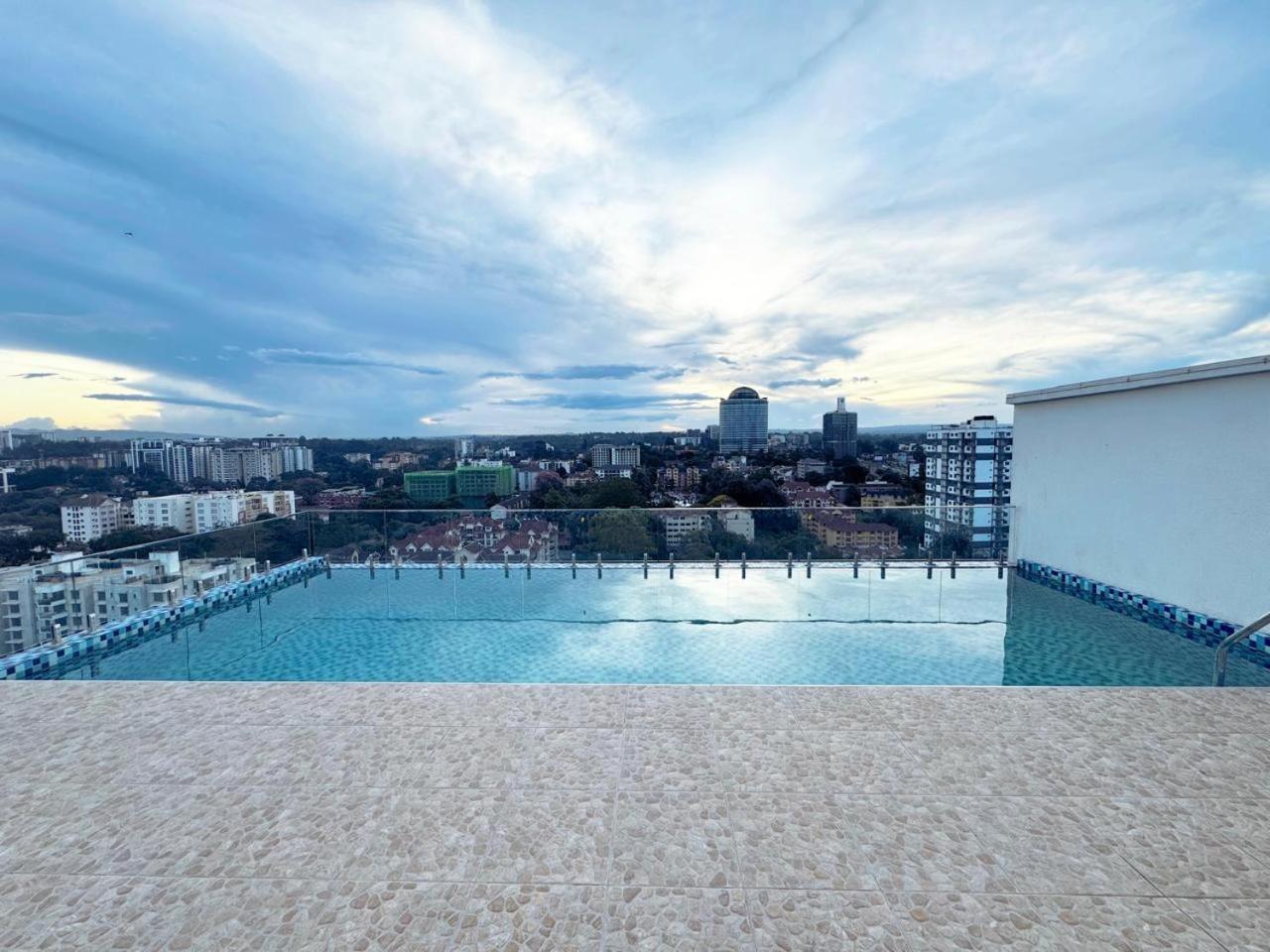 Apartment Executive 1 Bedroom Near National Park *