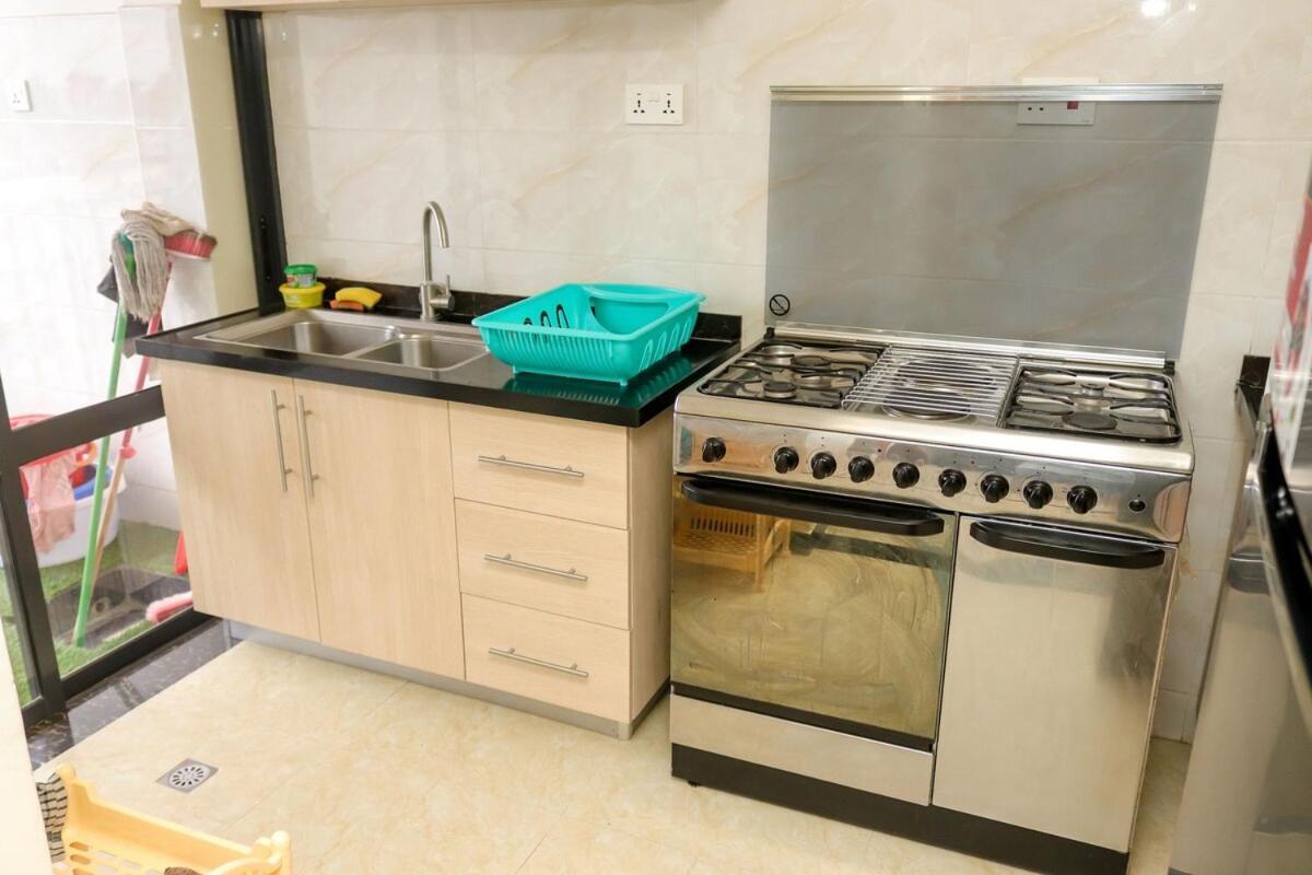 2 Bedroom Westlands Views Apartment *