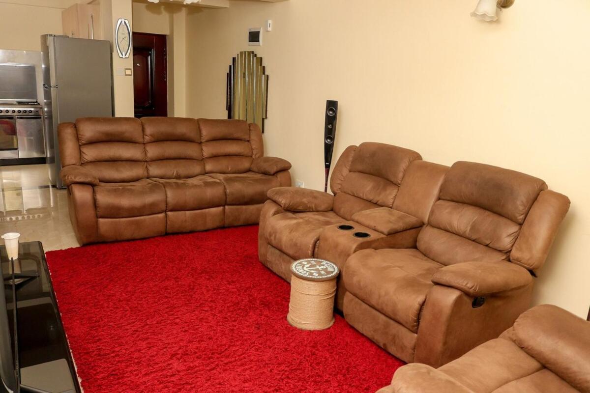 2 Bedroom Westlands Views Apartment *