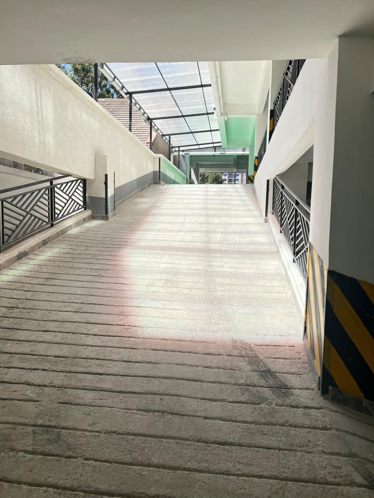 Phares - Kilimani, Padmore Apartment Nairobi