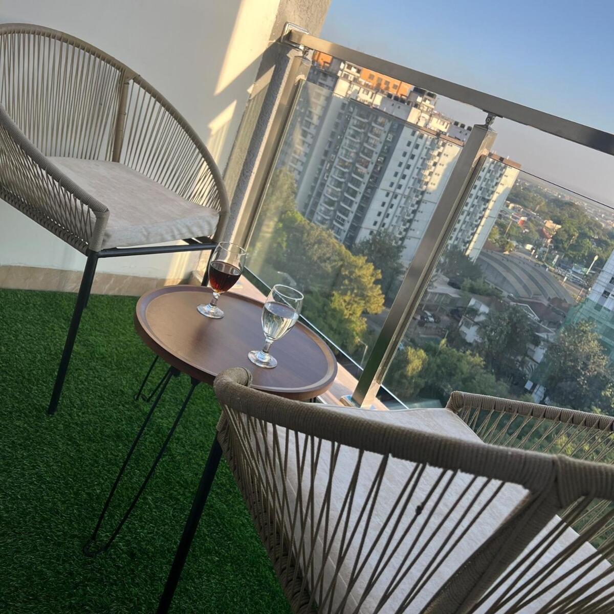 Phares - Kilimani, Padmore Apartment Nairobi