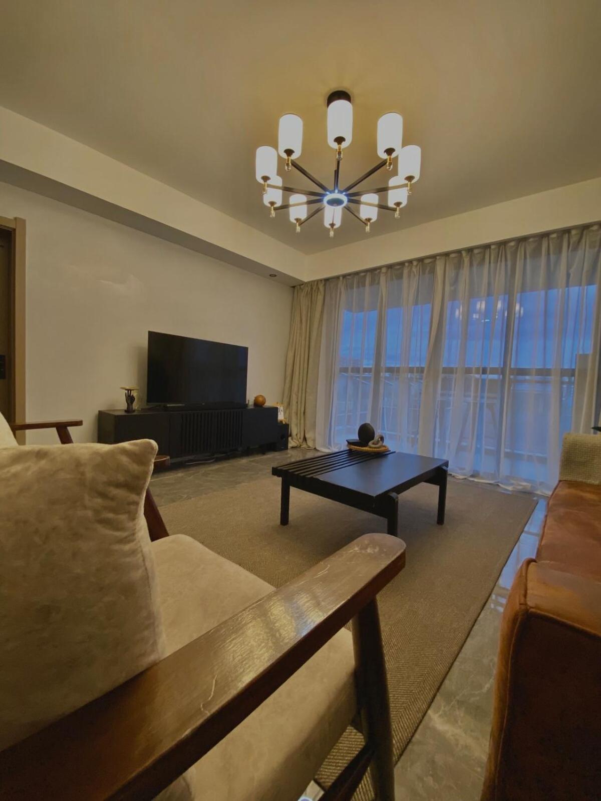 Apartment Stylish Urban Escape *