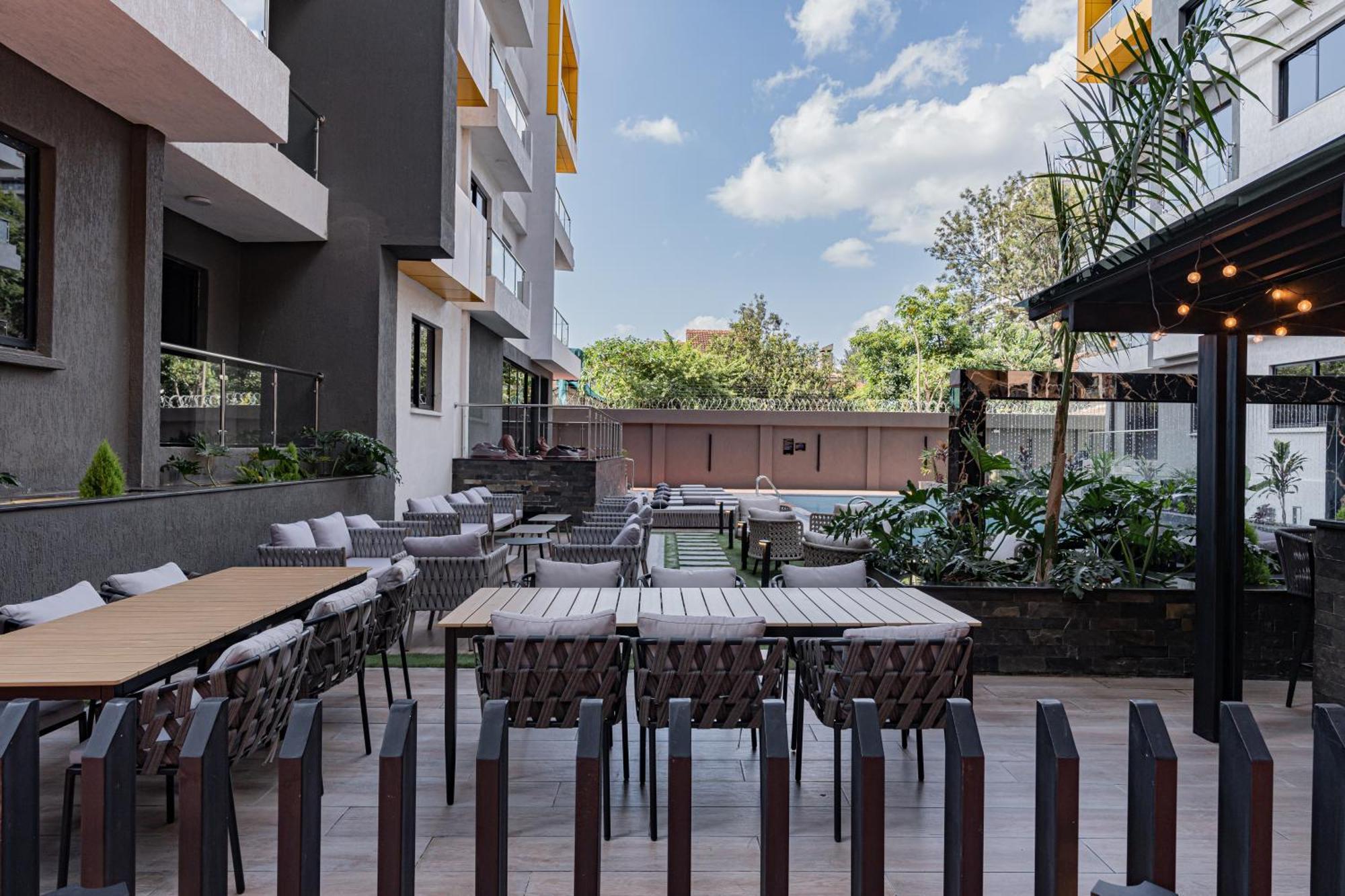 Wilma Towers & One Bedroom Apartment, Swimming Pool, Gym, Sauna,steam Workspace ,wonderiss Homes Kilimani Living