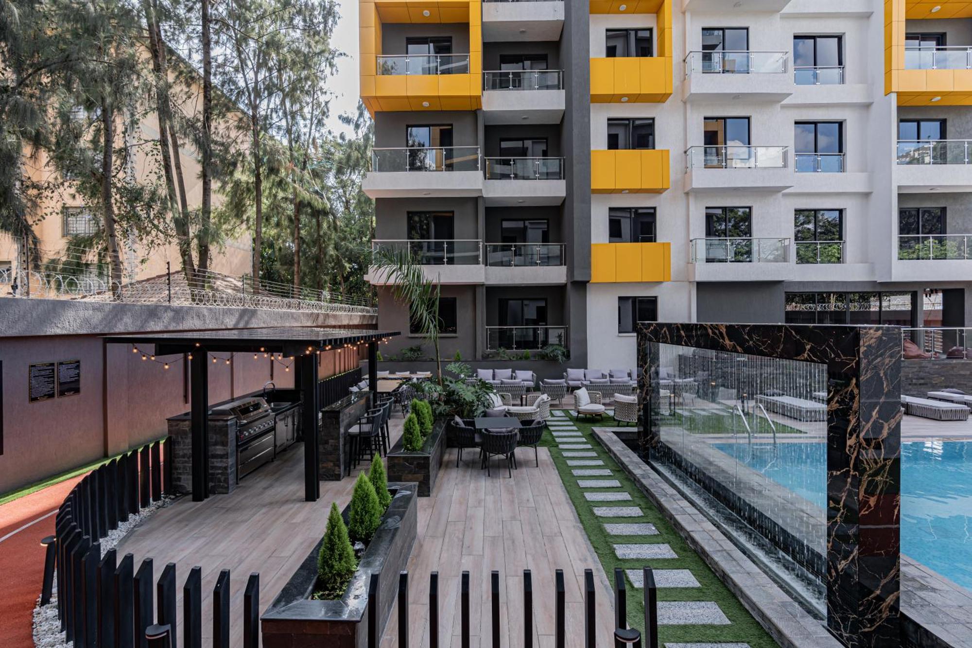 Wilma Towers & One Bedroom Apartment, Swimming Pool, Gym, Sauna,steam Workspace ,wonderiss Homes Kilimani Living Nairobi