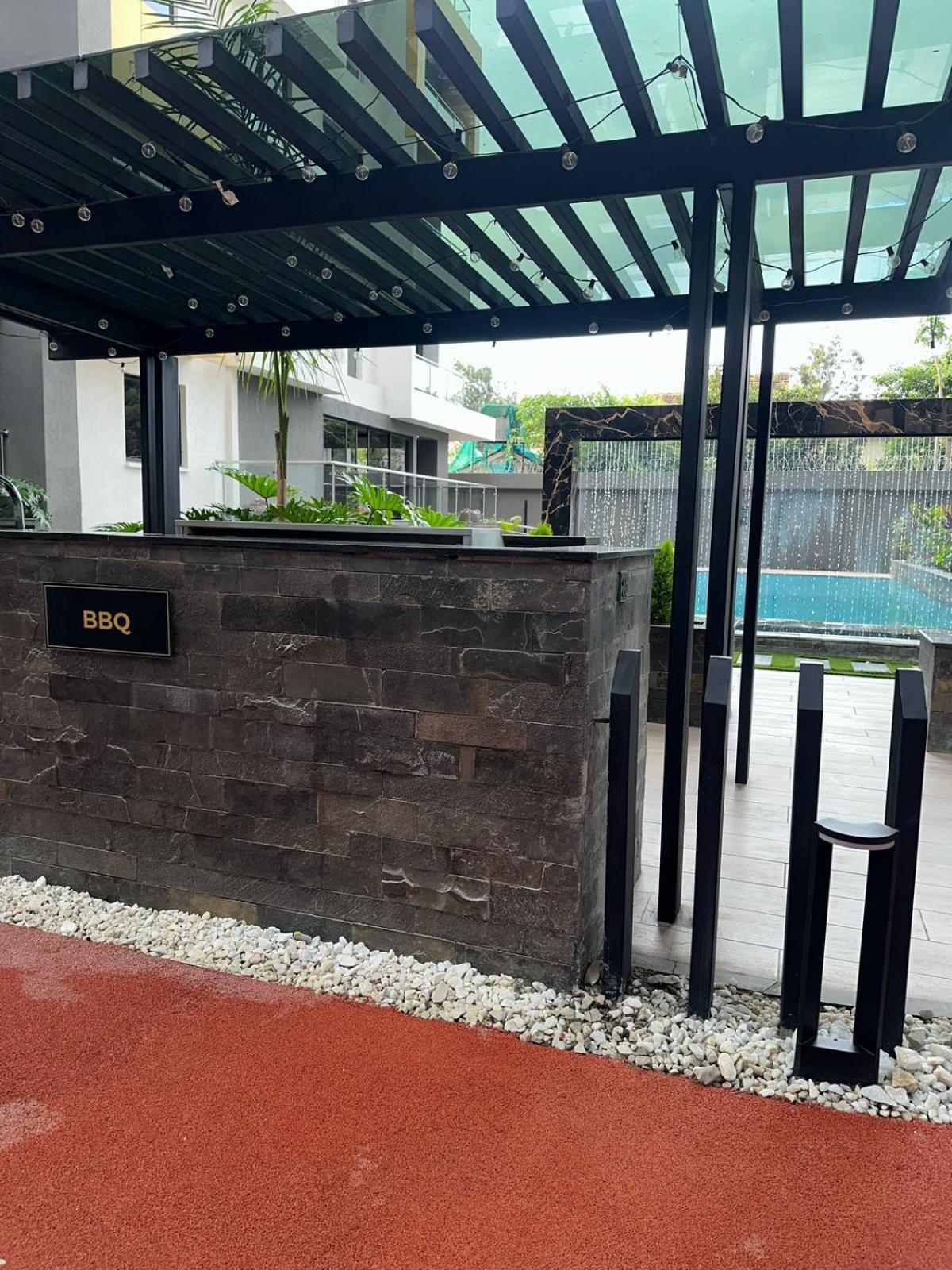 Luxury 2 Bedroom With Sauna, Steam, Pool, Gym And Gaming Nairobi