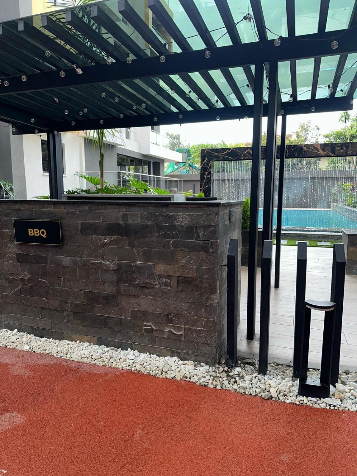 Luxury 2 Bedroom With Sauna, Steam, Pool, Gym And Gaming