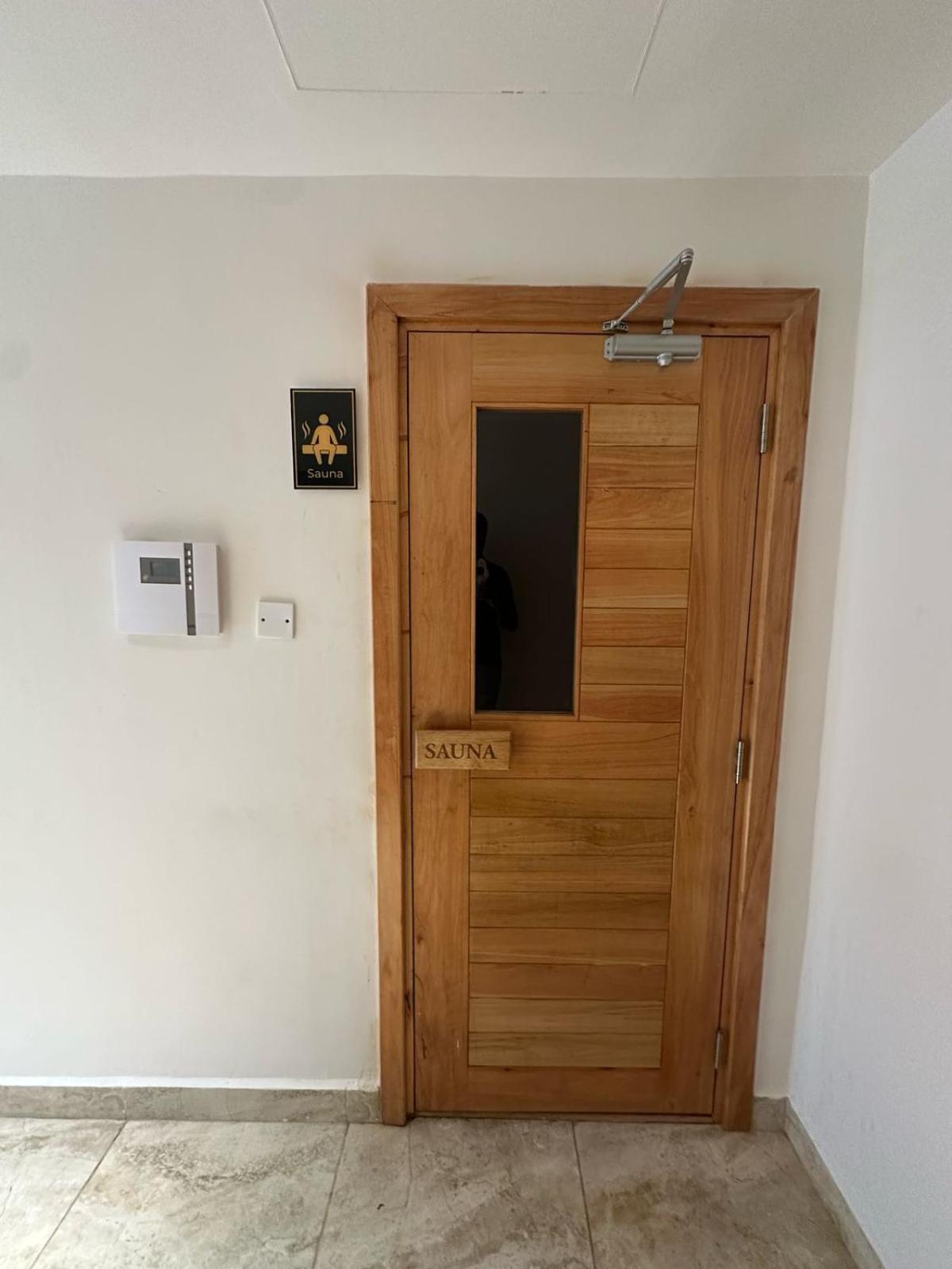 Luxury 2 Bedroom With Sauna, Steam, Pool, Gym And Gaming