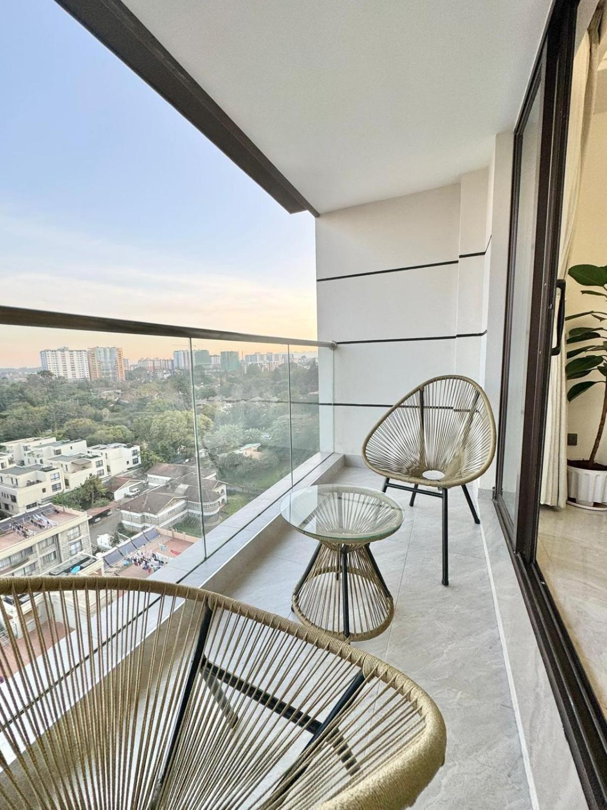 Leshwa Apartment, Othaya Road Apartment