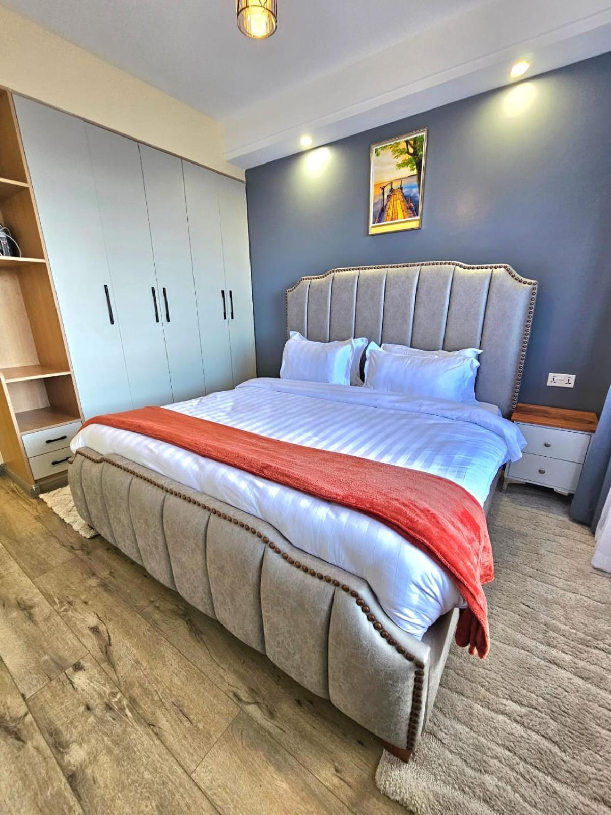 Apartment Elegant Urban Escape With Heated Swimming Pool, Fully Equipped Gym,children Playing Ground,amazing Views And Private Parking Space *