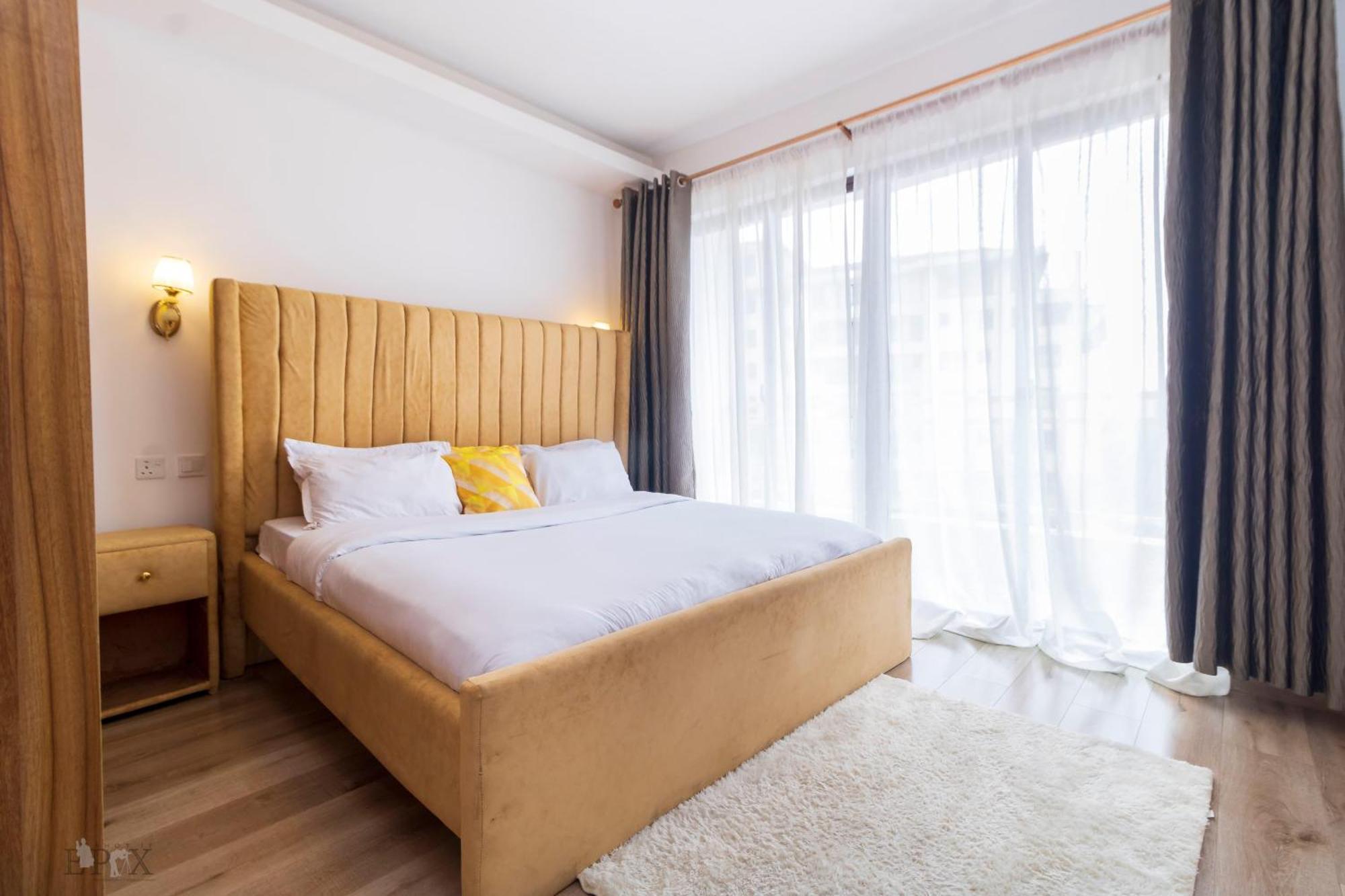 Apartment Newly Furnished With Swimming Pool, Fully Equipped Gym, Private Parking Space,children Playground And Unbeatable Scenic Views *