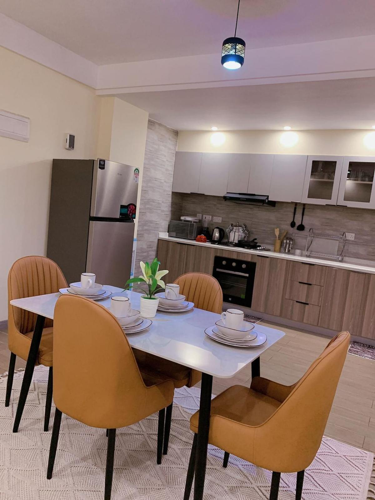 Newly Furnished With Swimming Pool, Fully Equipped Gym, Private Parking Space,children Playground And Unbeatable Scenic Views Apartment *