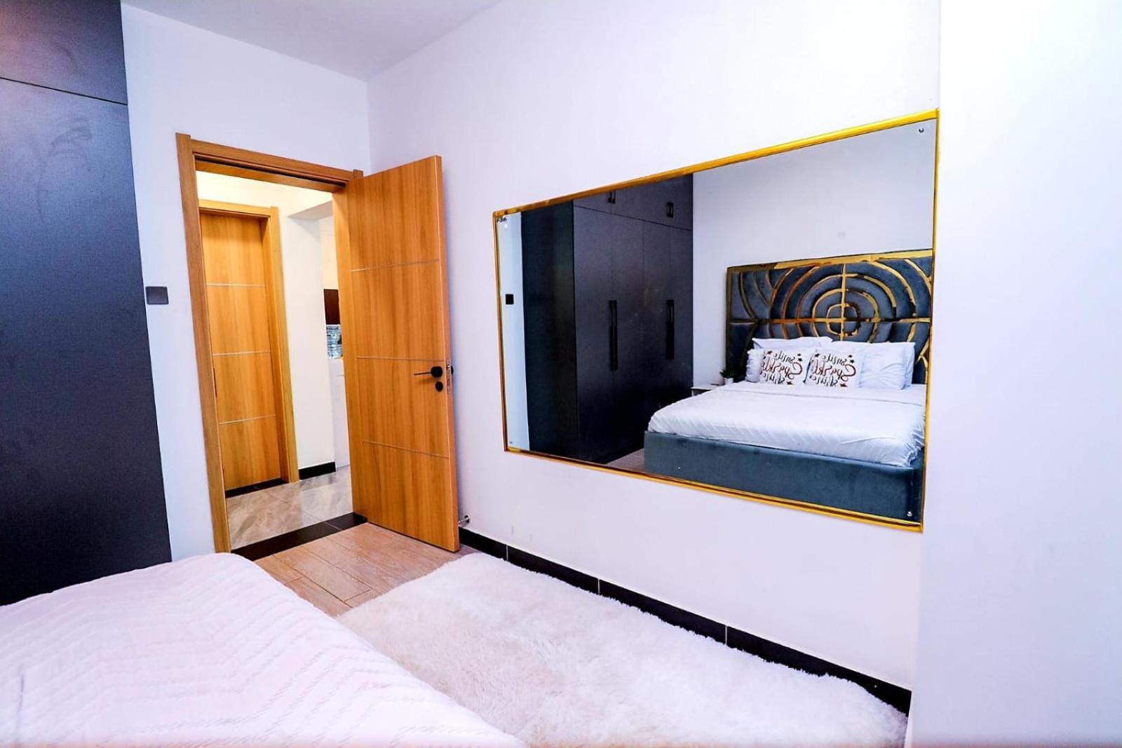 Supreme Luxury Living With Breathtaking Amazing Views Gym Heated Swimming Pool Fully Equipped Gym Children Playground And Ample Parking Space And Proximity To Major Shopping Malls And Gourmet Restaurants
