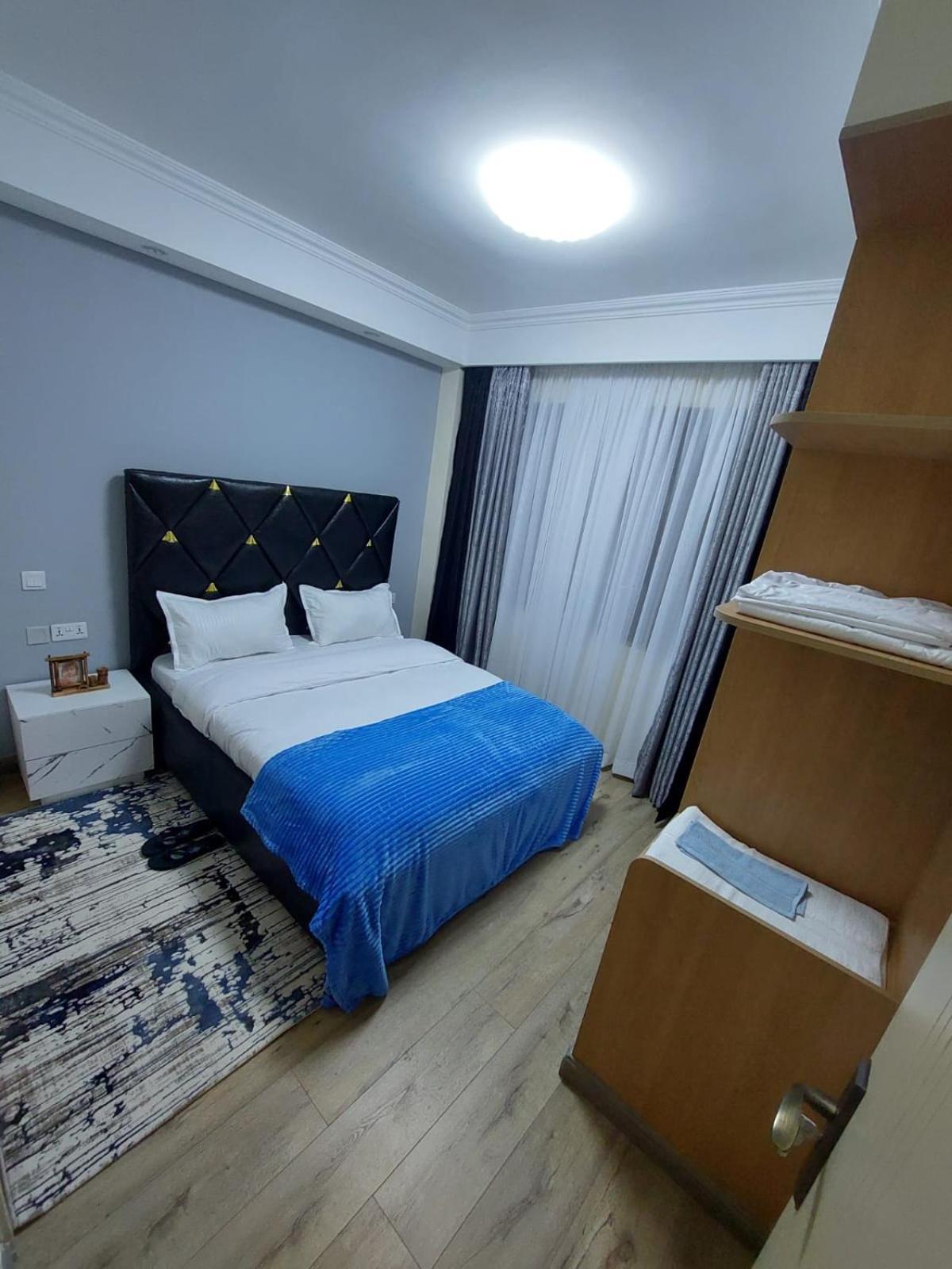 Apartment Supreme Living With Amazing Views, Swimming Pool, Fully Equipped Gym, Ample Parking Space And Proximity To Major Shopping Malls