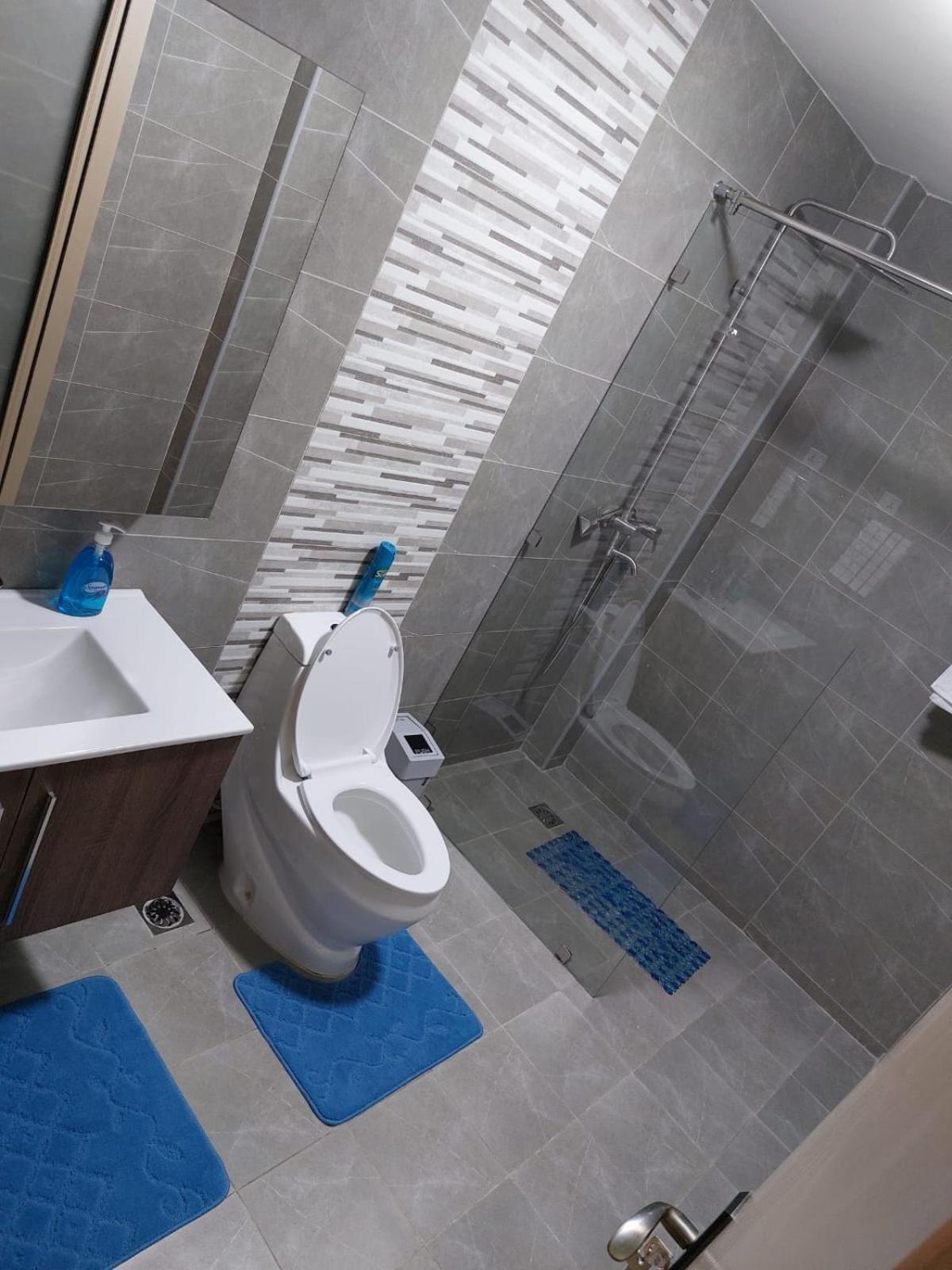 Apartment Supreme Living With Amazing Views, Swimming Pool, Fully Equipped Gym, Ample Parking Space And Proximity To Major Shopping Malls