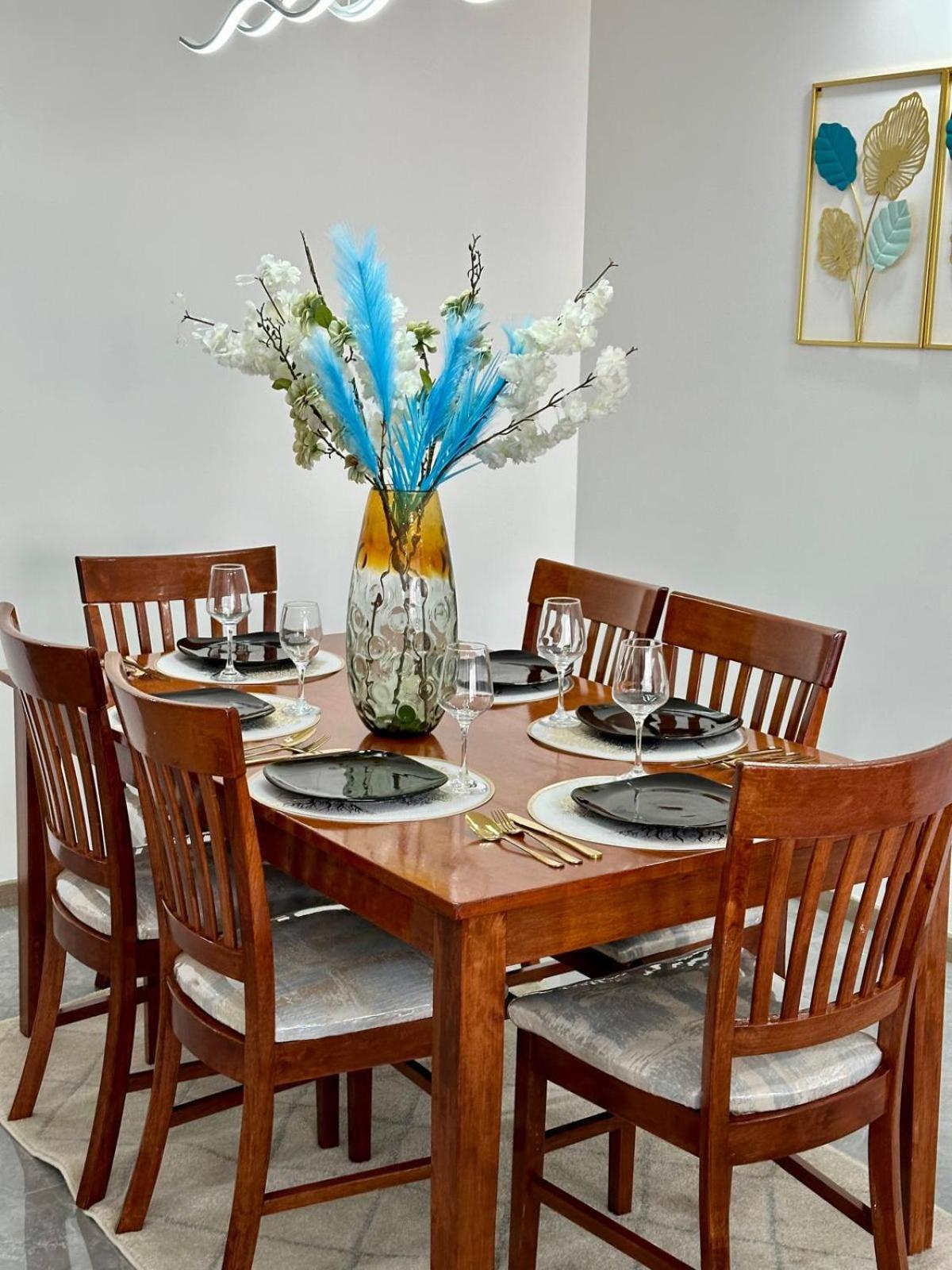 Charming Urban Retreat With Private Parking,fully Equipped Gym ,children Playing Ground And Unbeatable Views Nairobi
