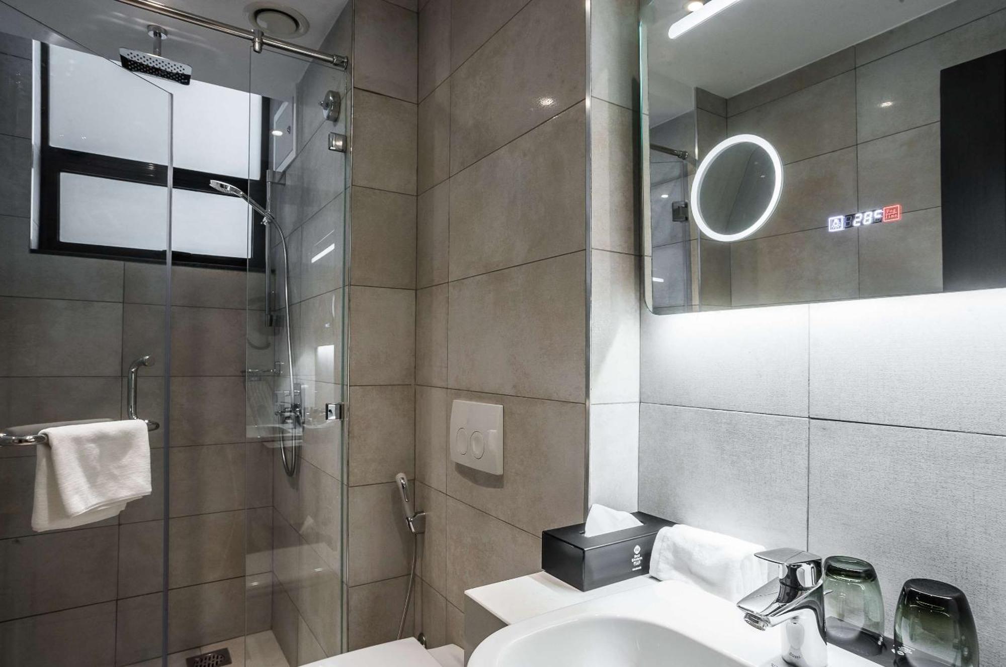 Western Westlands 4*
