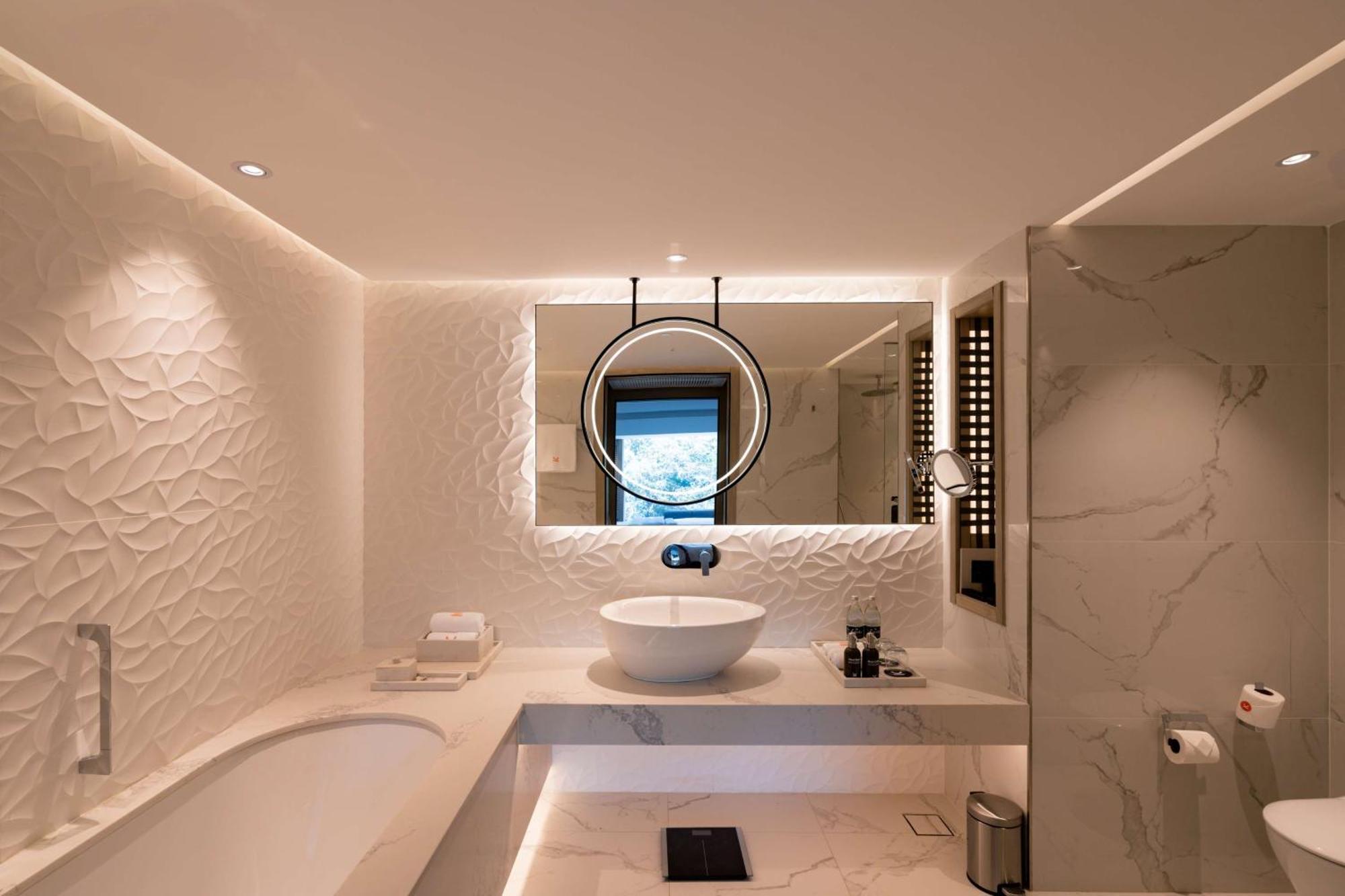 Kwetu Nairobi, Curio Collection By Hilton Hotel