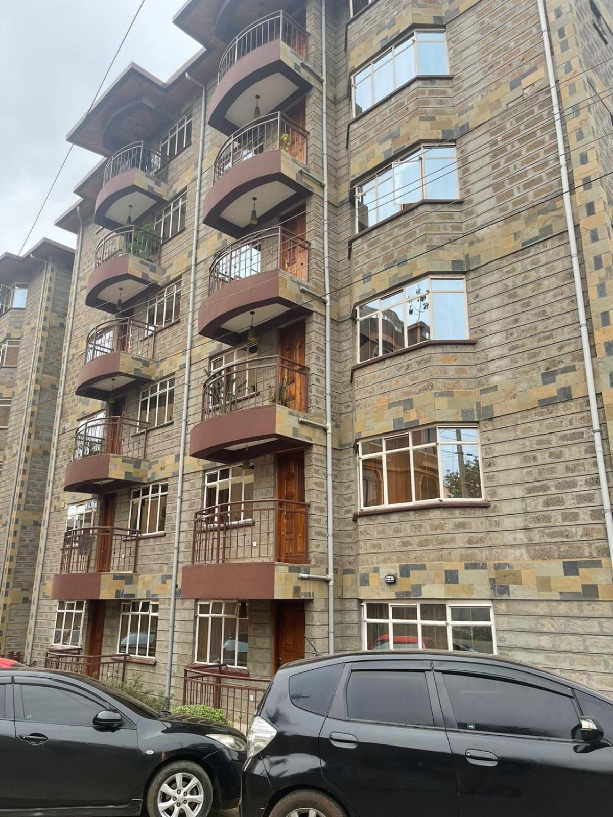 Apartment Roma - Charming 2br Ensuite Opp Garden Mall Nairobi