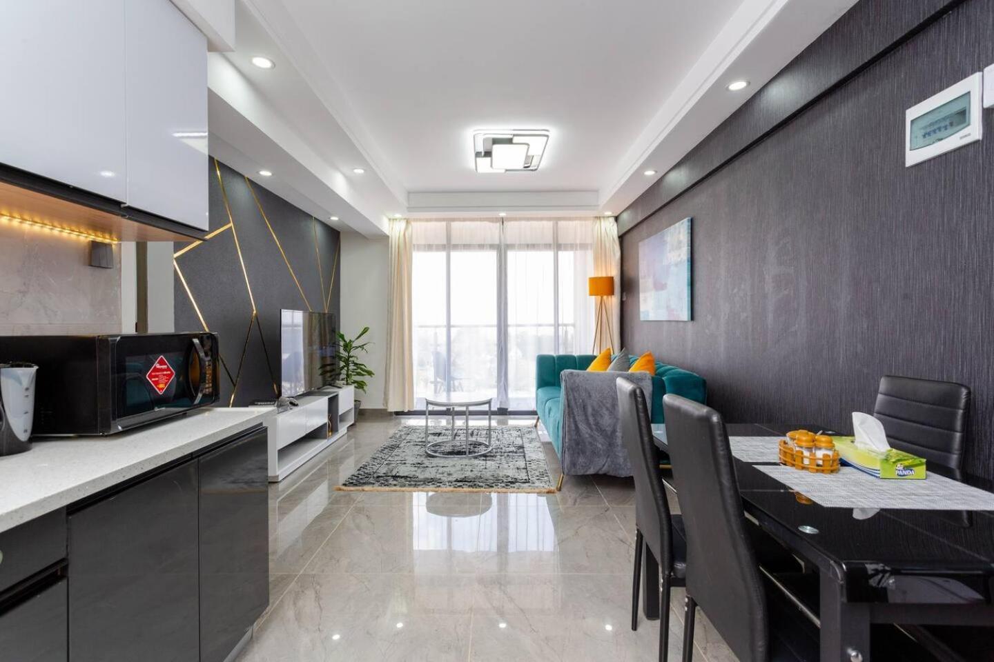 Modern, Stylish High-rise Skyline - 2 Bd * Nairobi