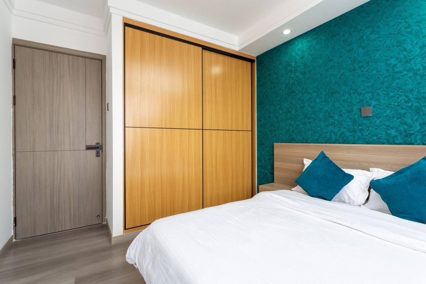 Modern, Stylish High-rise Skyline - 2 Bd Apartment Nairobi