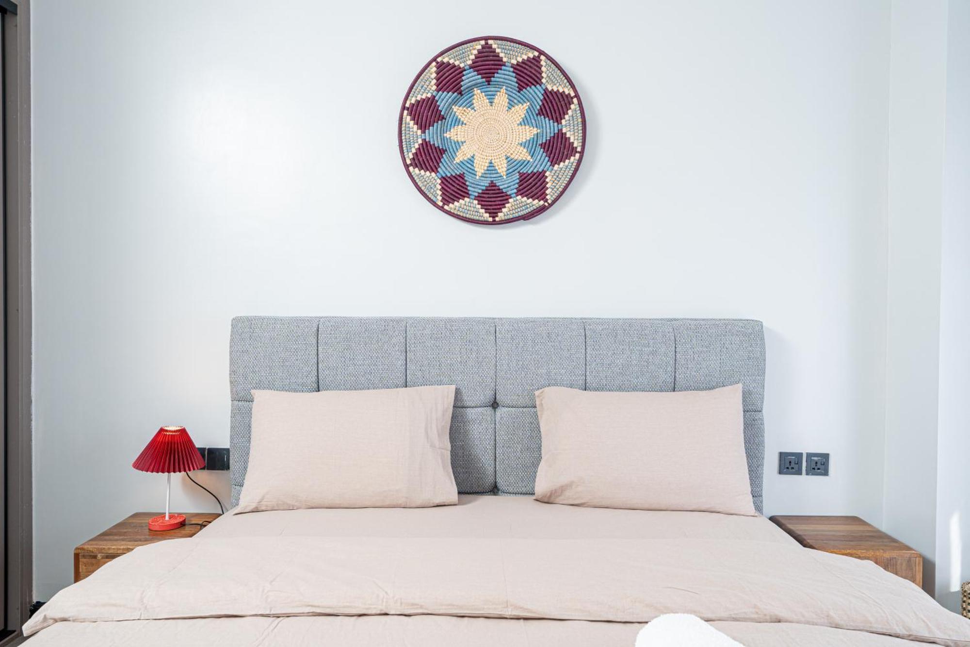 Escada & 2-bedroom, Rooftop Swimming Pool, Gym, Workspace, Wonderiss Homes Westland Living Apartment