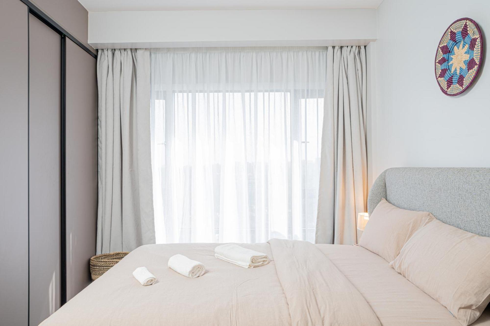 Apartment Escada & 2-bedroom, Rooftop Swimming Pool, Gym, Workspace, Wonderiss Homes Westland Living