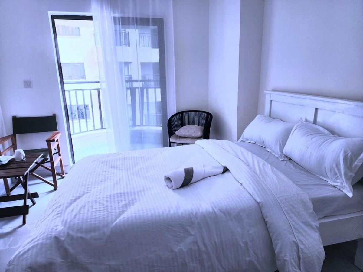 Apartment Cozy With Balcony 15min From Jkia And Sgr Nairobi