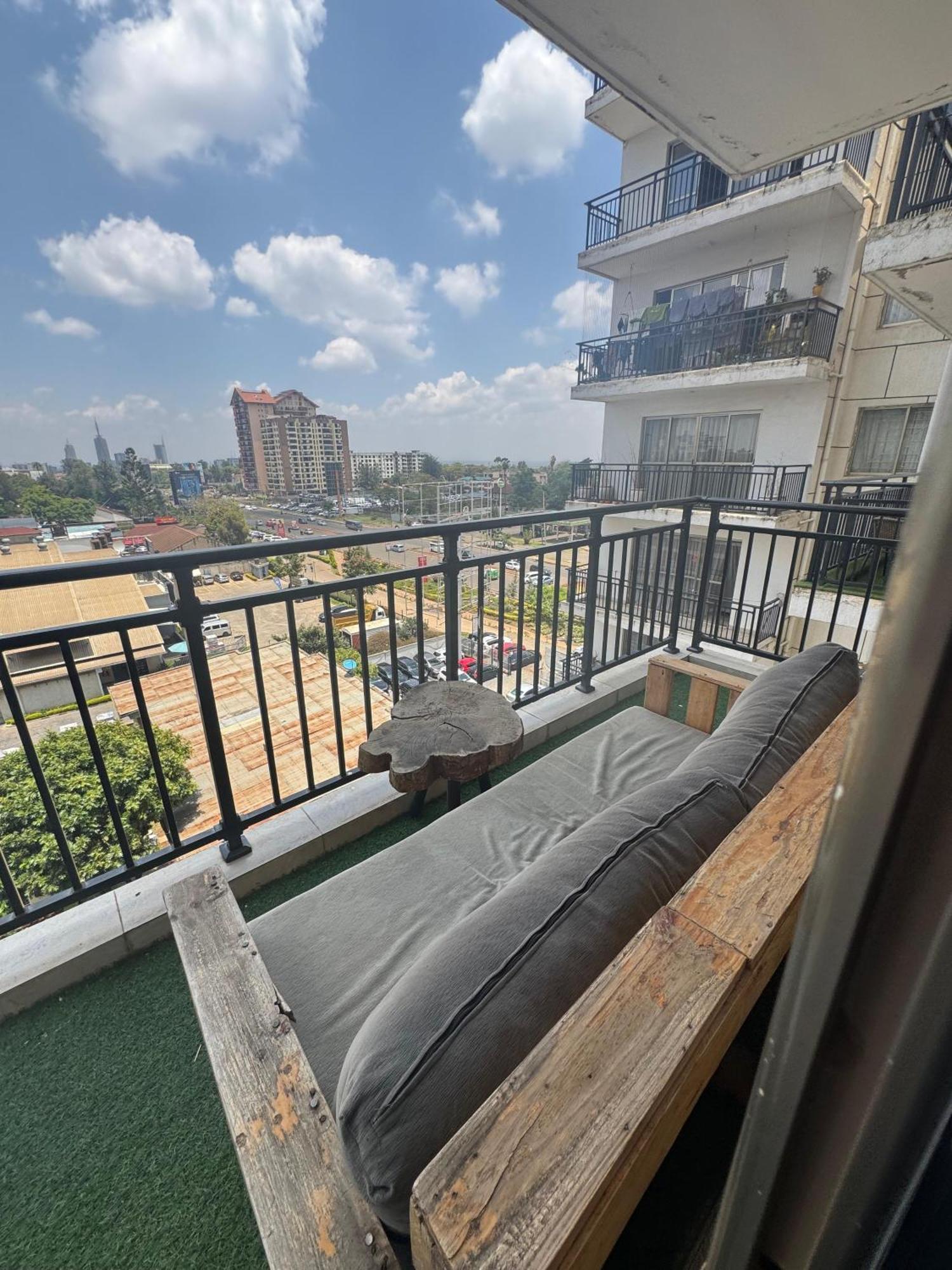 Vesta * Nairobi