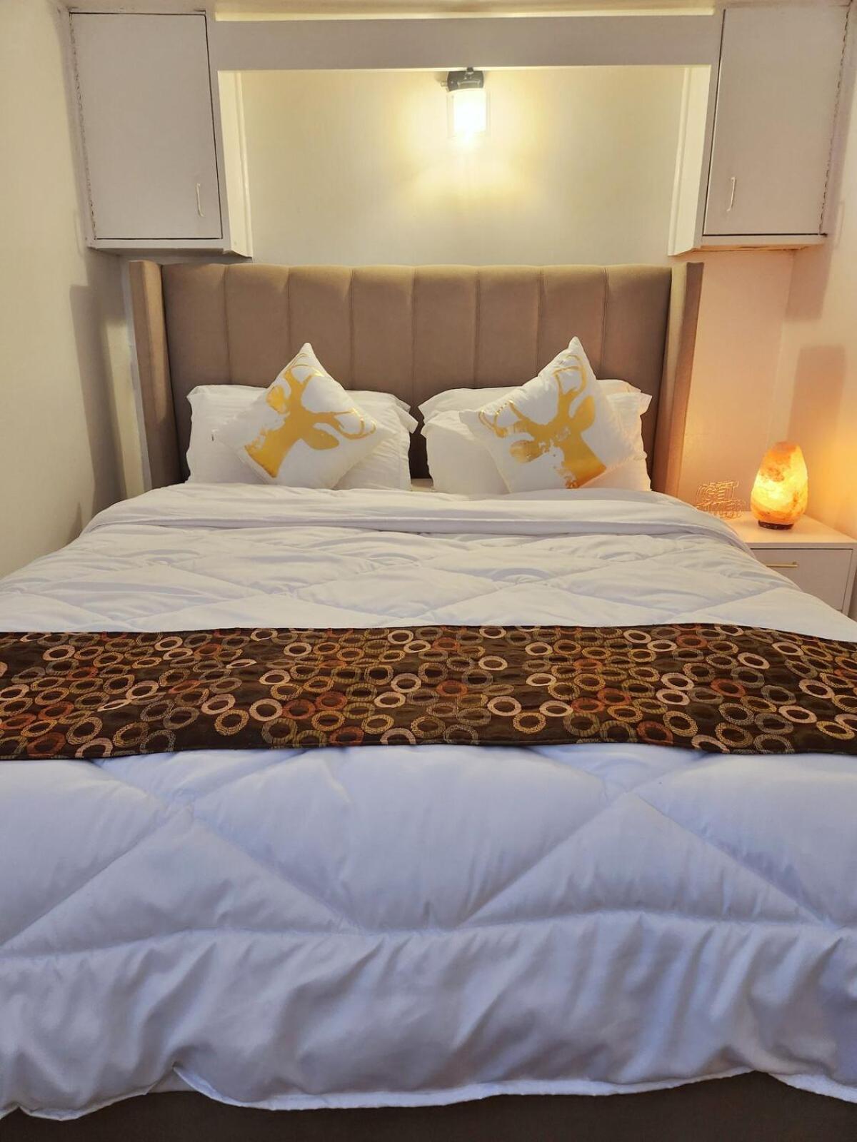 Apartment Prime Location On East Raphta Rd