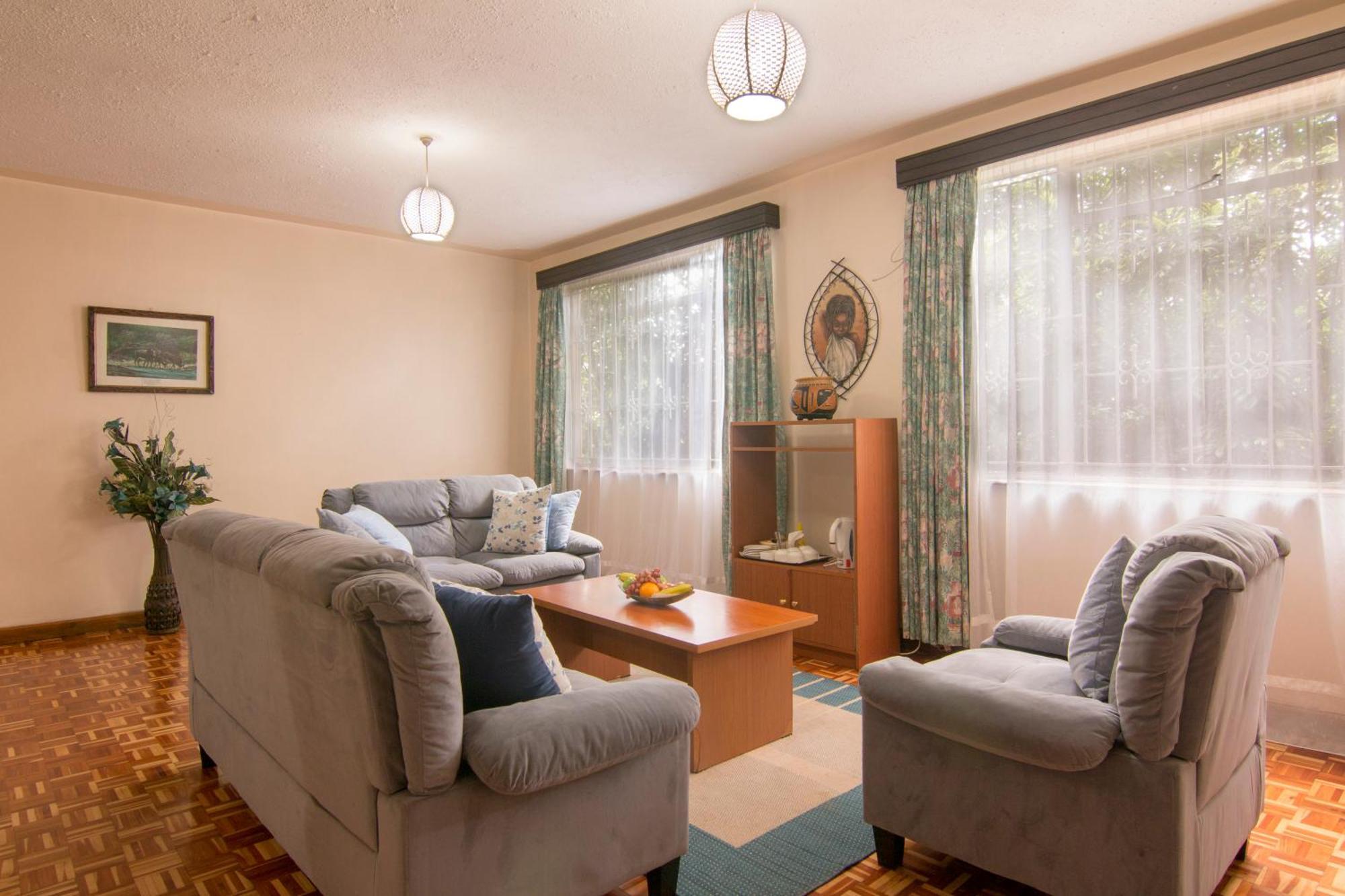 Modern & Comfortable In Kilimani * Nairobi