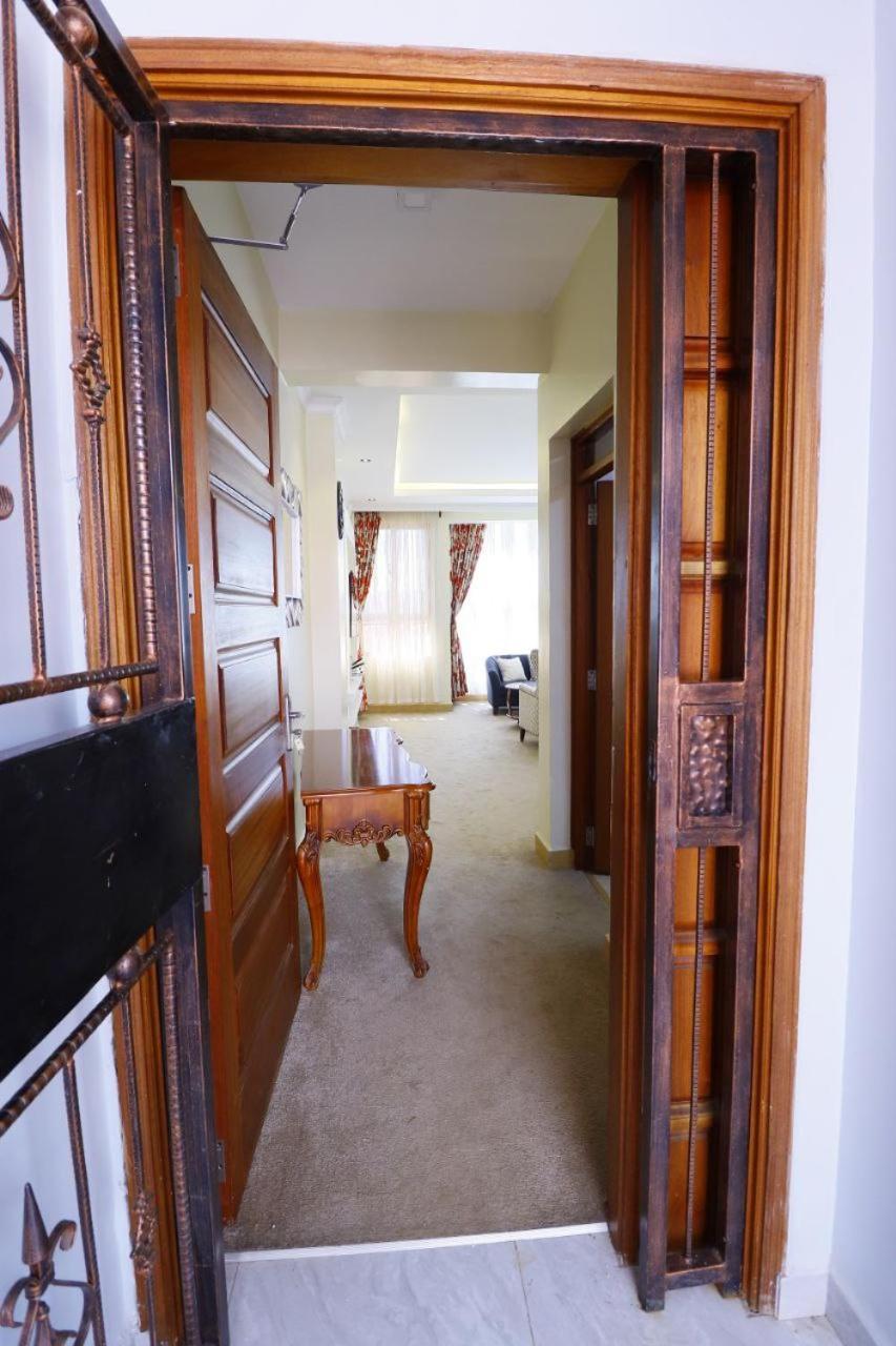 Rige's Homes 2brm Furnished *
