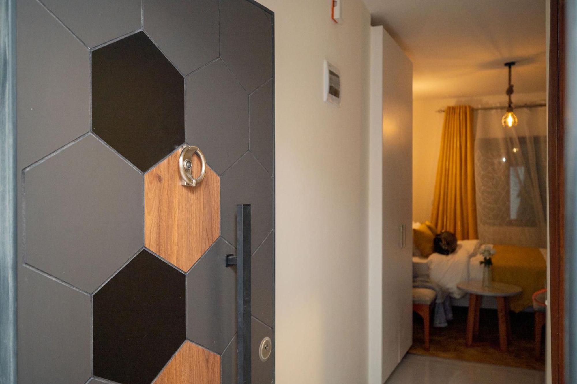 Apartment Modern Posh At Luxore