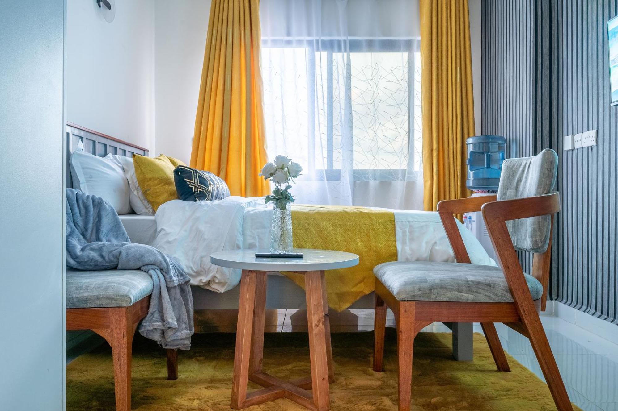 Modern Posh At Luxore * Nairobi